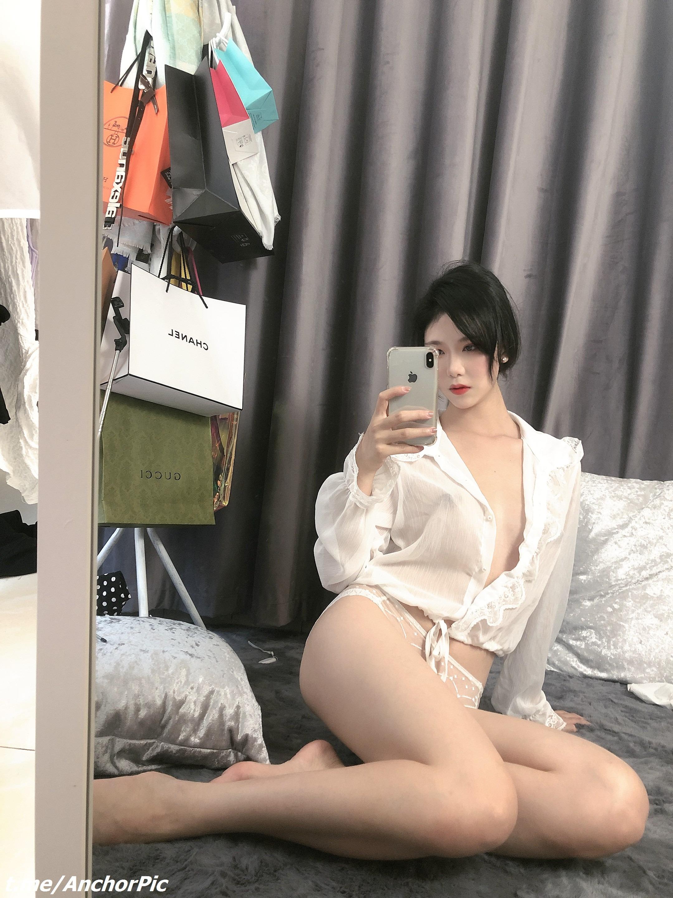Dou Niang Li Shi Custom Photo Album | 111P Gallery