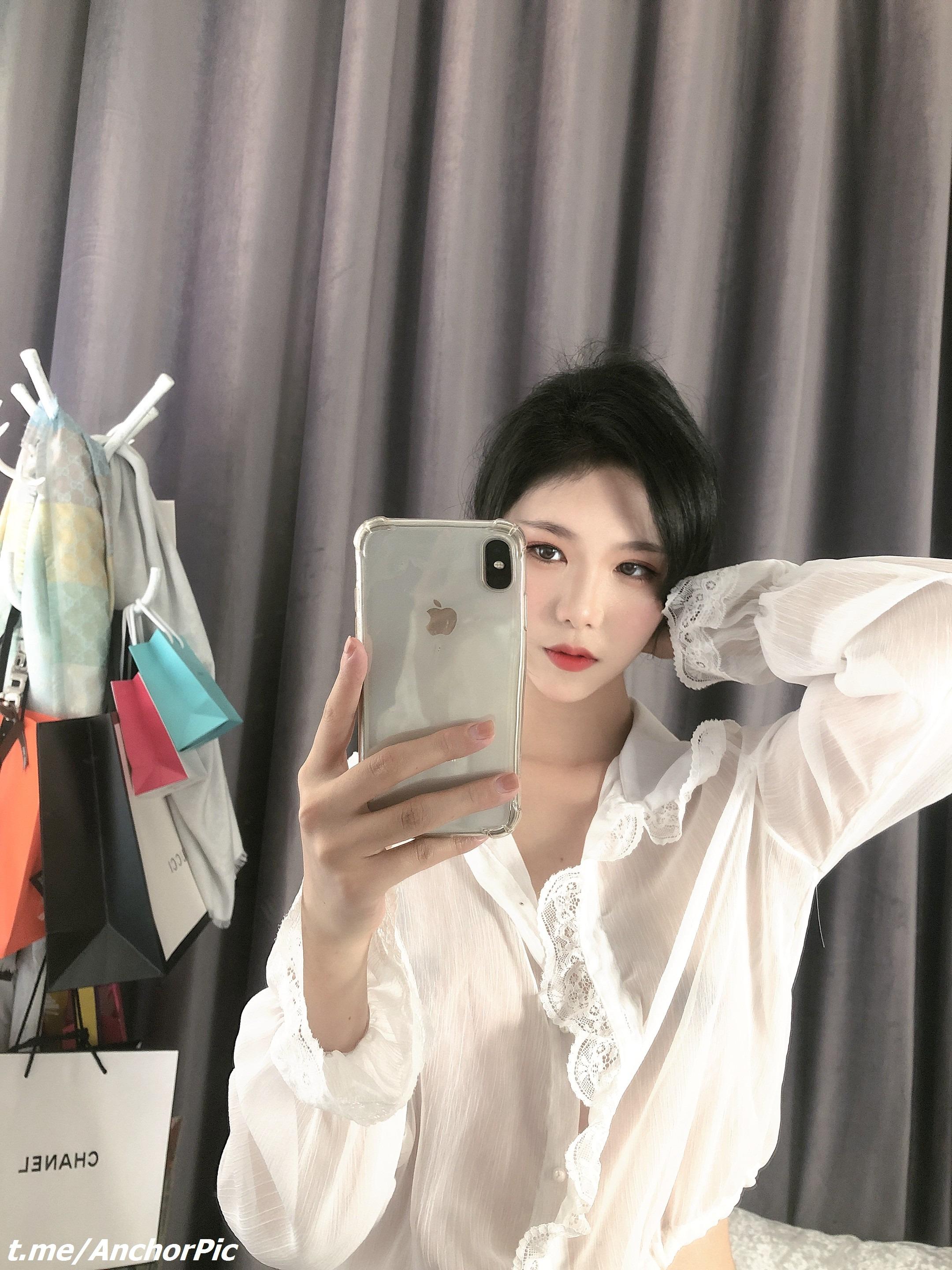 Dou Niang Li Shi Custom Photo Album | 111P Gallery