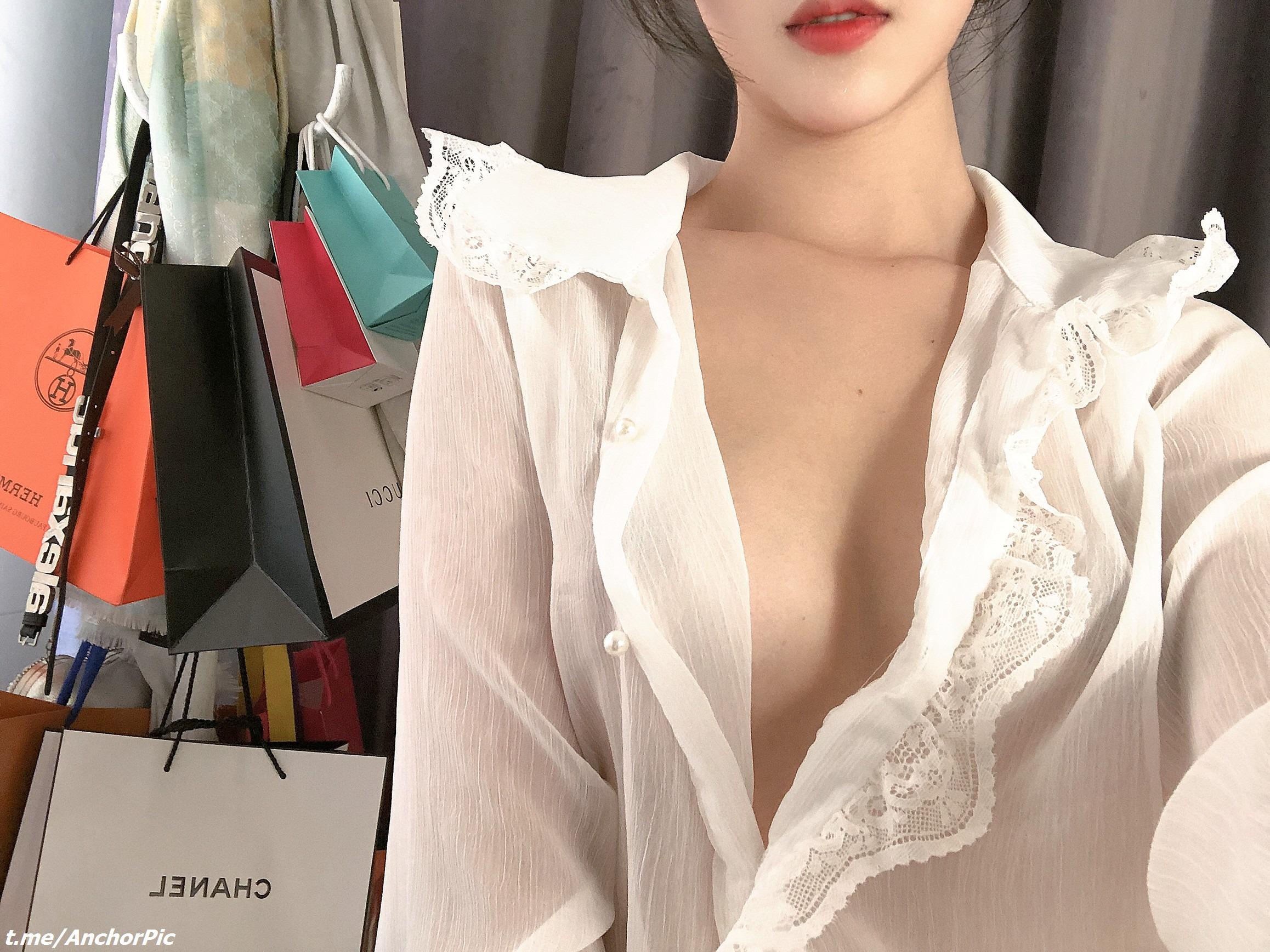 Dou Niang Li Shi Custom Photo Album | 111P Gallery