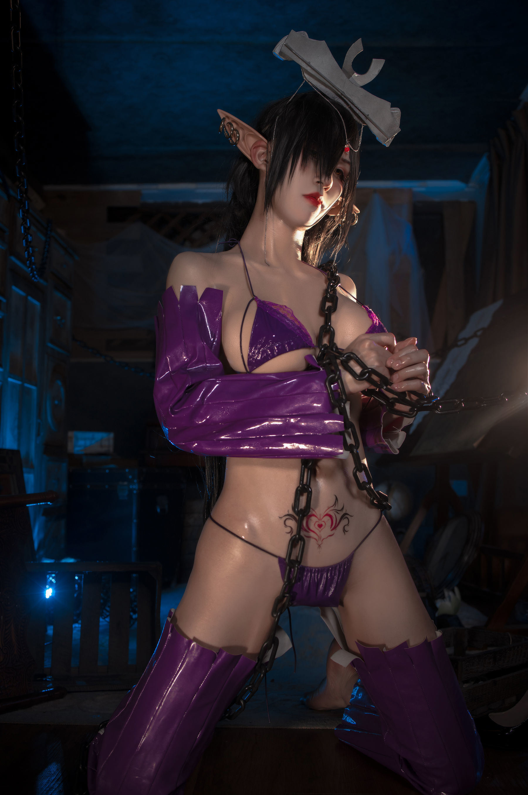Internet Celebrity Coser Photobook] Anime Blogger Sakuramitsu - Black Beast Orika Doujin