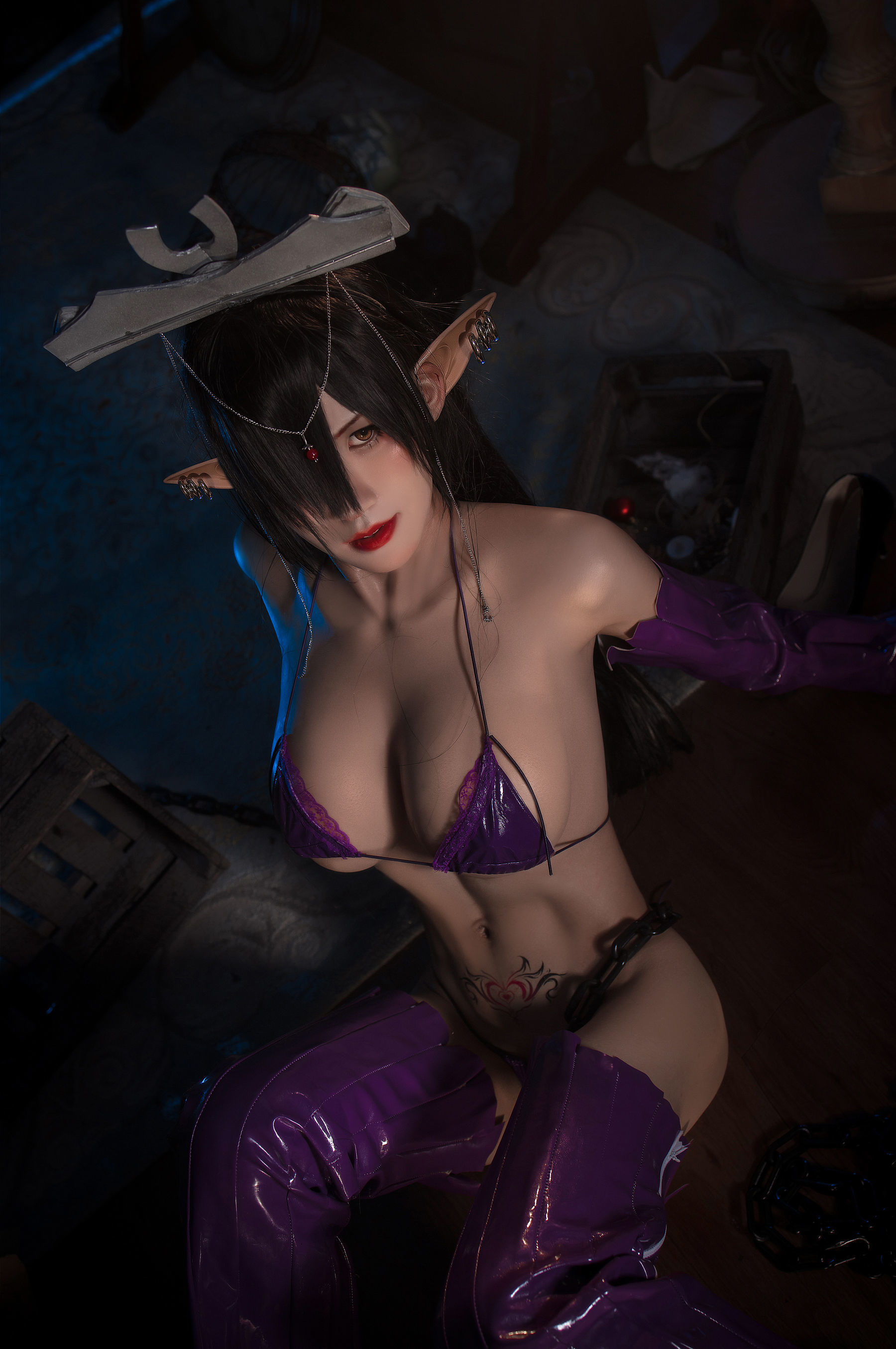 Internet Celebrity Coser Photobook] Anime Blogger Sakuramitsu - Black Beast Orika Doujin