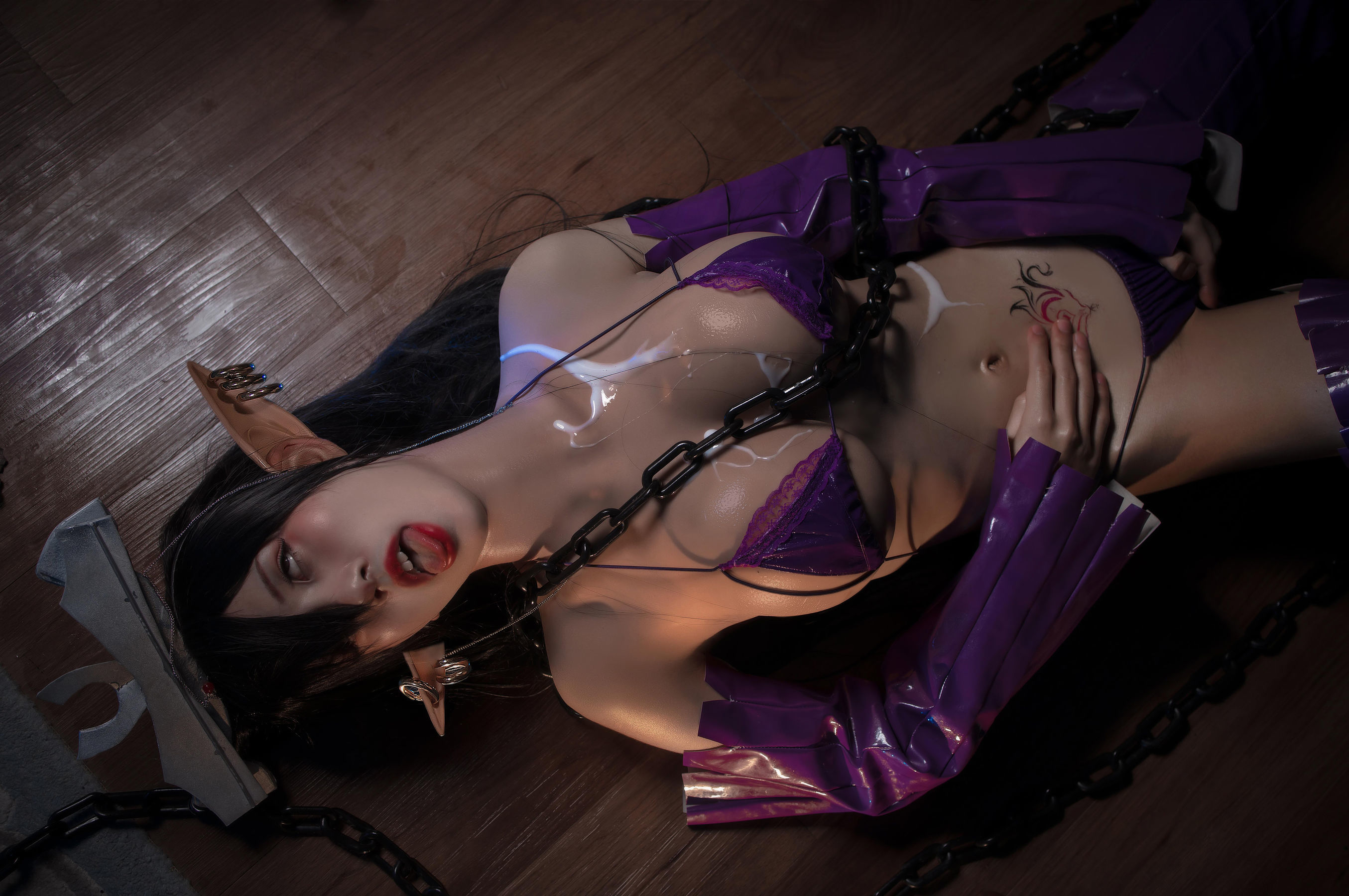 Internet Celebrity Coser Photobook] Anime Blogger Sakuramitsu - Black Beast Orika Doujin