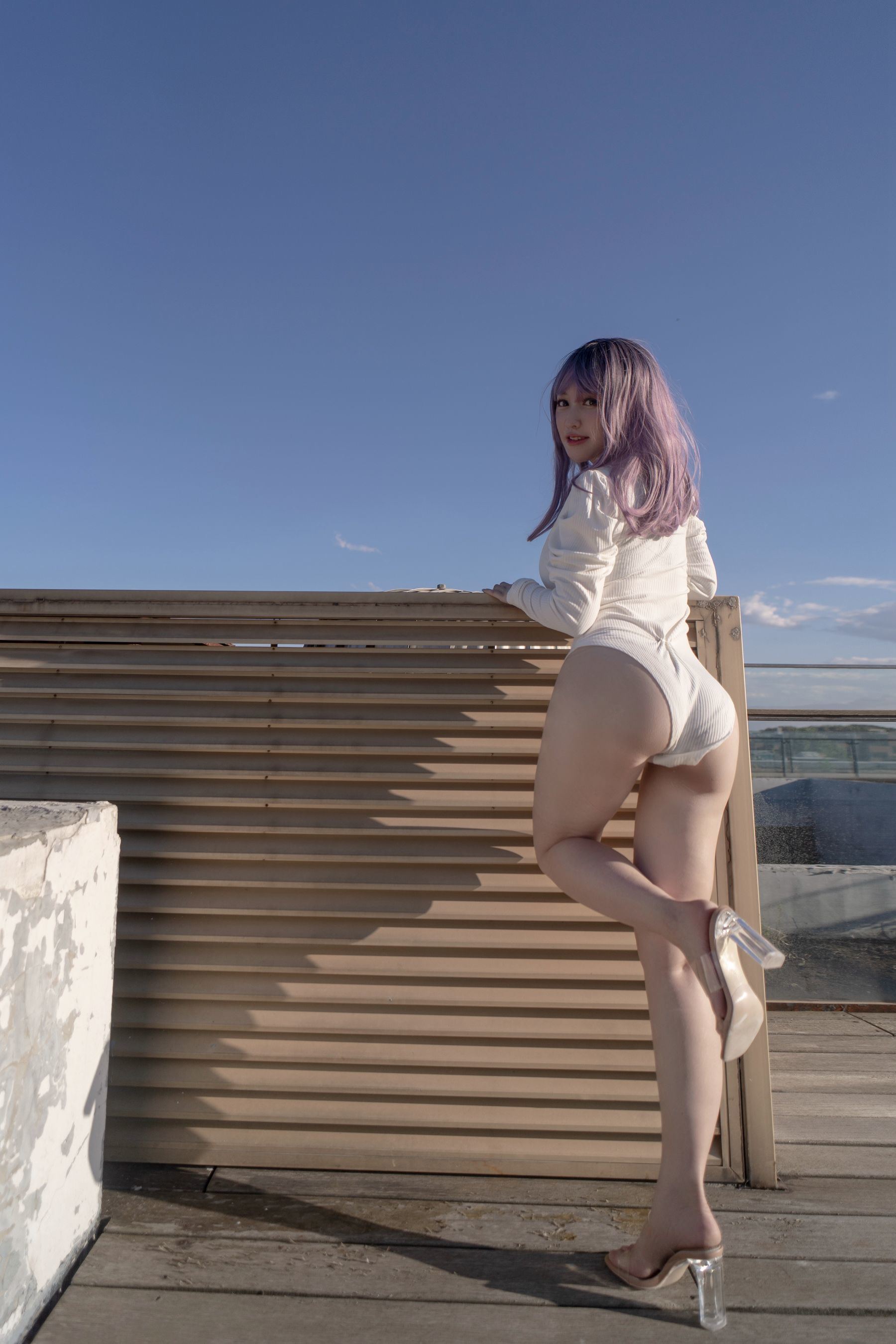[网红COSER写真] 动漫博主脱尾巴Mizuki - 天台