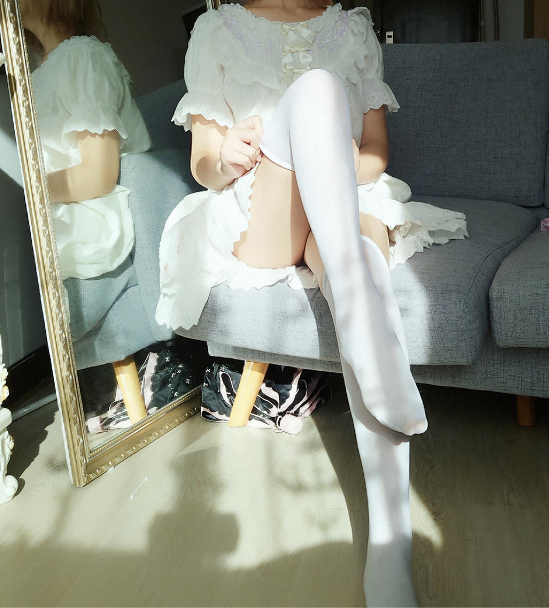 웹홍 COSER 사진] 차원 소녀 년설 ww - 흰색 긴통 무릎 스타킹