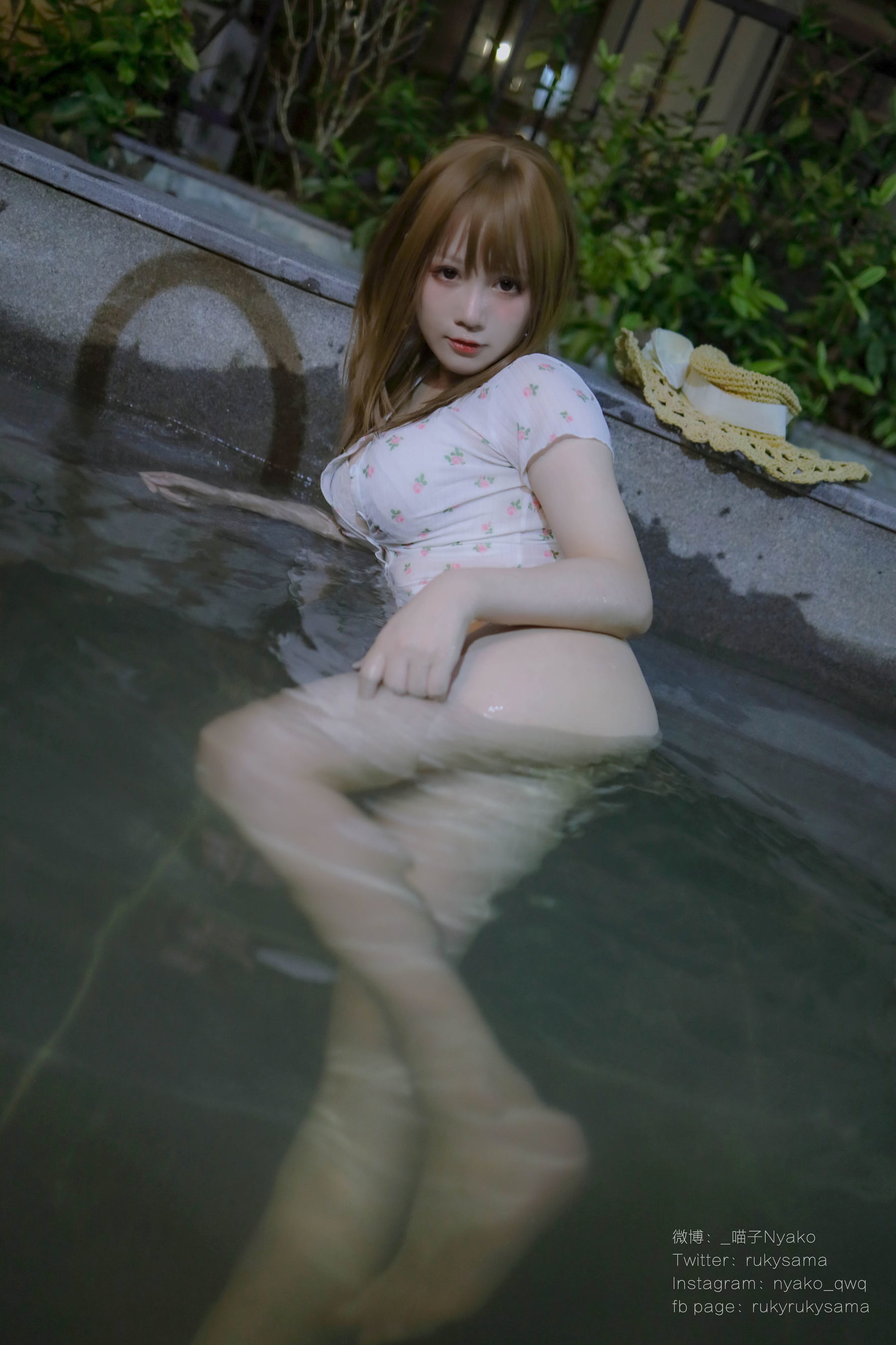 인터넷 유명 코스플레이어 사진] 귀여운 소녀 냐코 미야오쯔 - 온천 여행