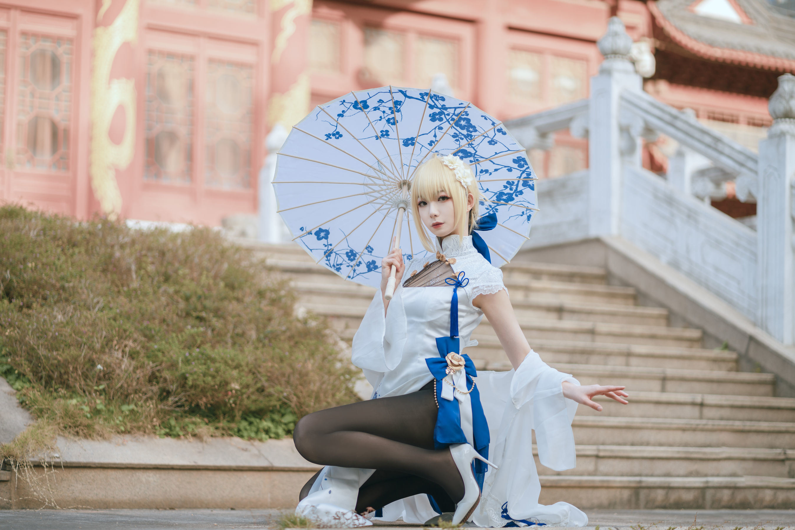 왕홍 COSER 사진] 애니메이션 블로거 봉장장v - 세이버 치파오