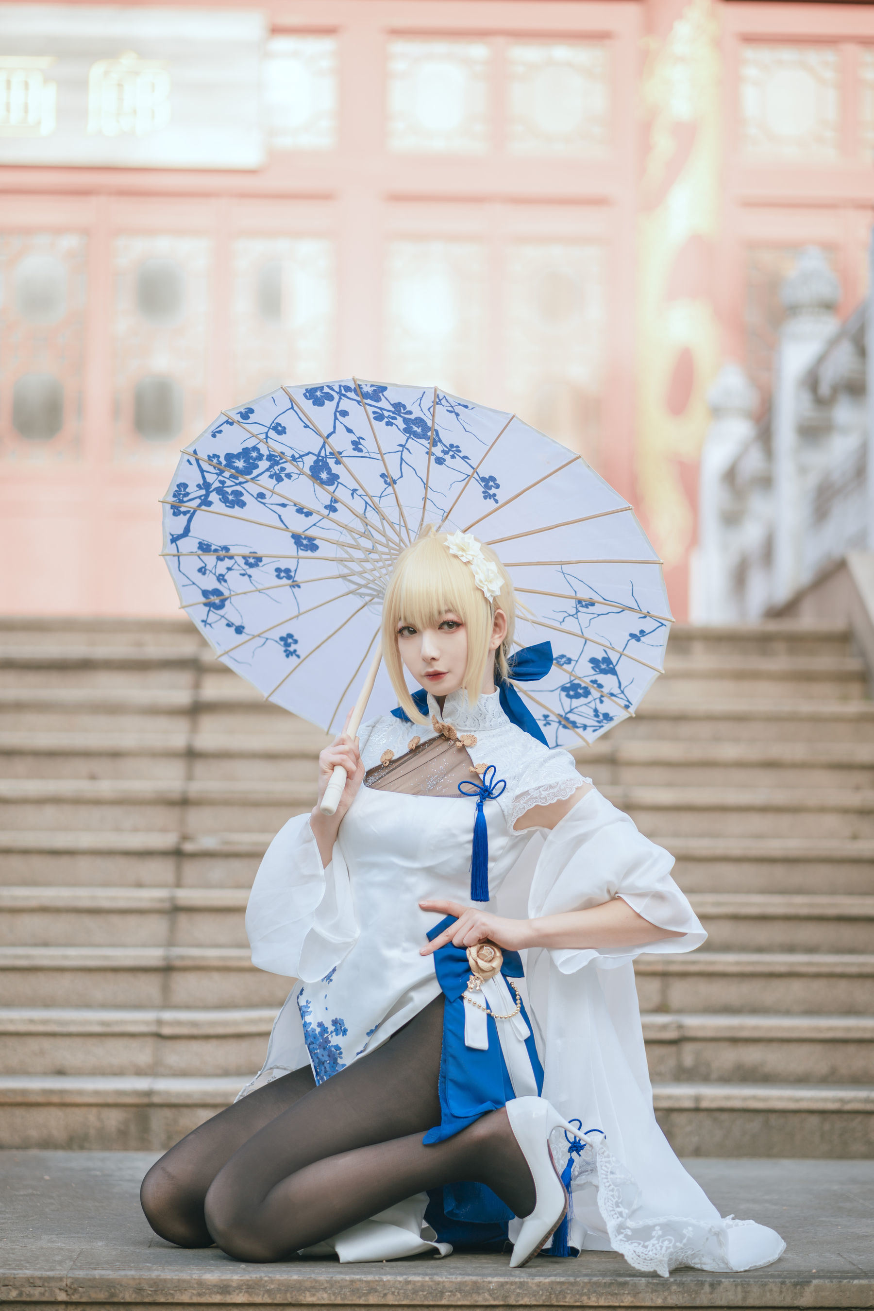 왕홍 COSER 사진] 애니메이션 블로거 봉장장v - 세이버 치파오