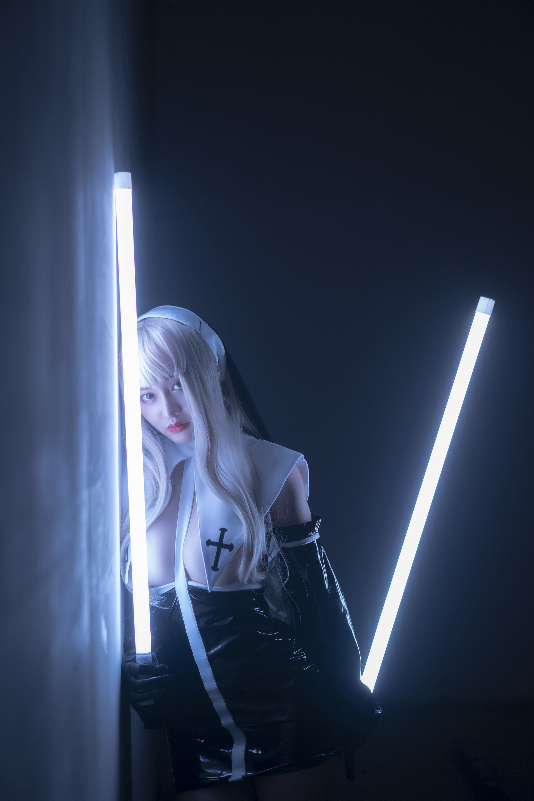 [网红COSER写真] 动漫博主脱尾巴Mizuki - 修女
