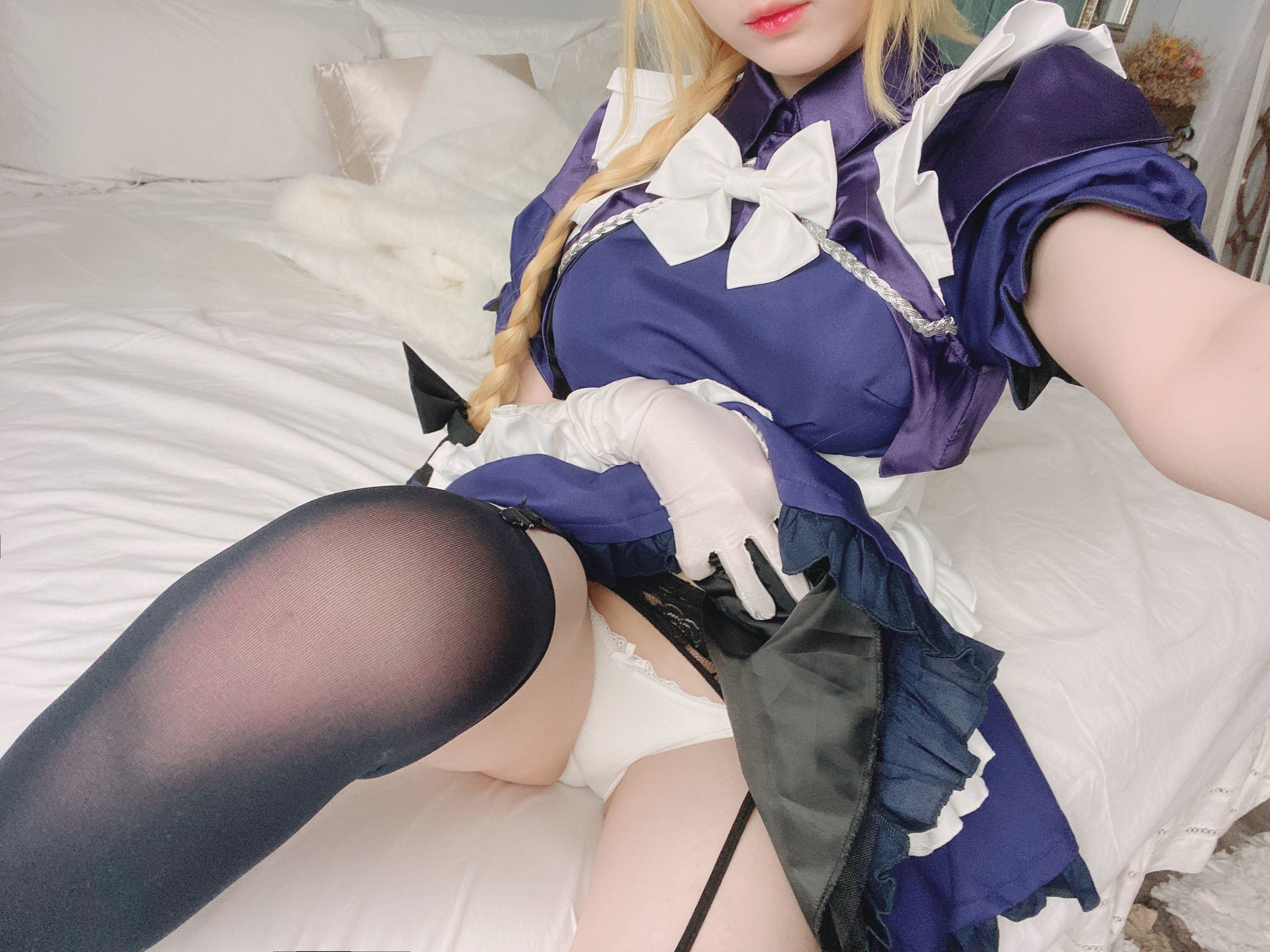 Ảnh cosplay của netizen nổi tiếng] Cô gái Weibo Shuangyue Shimo - Jeanne d'Arc