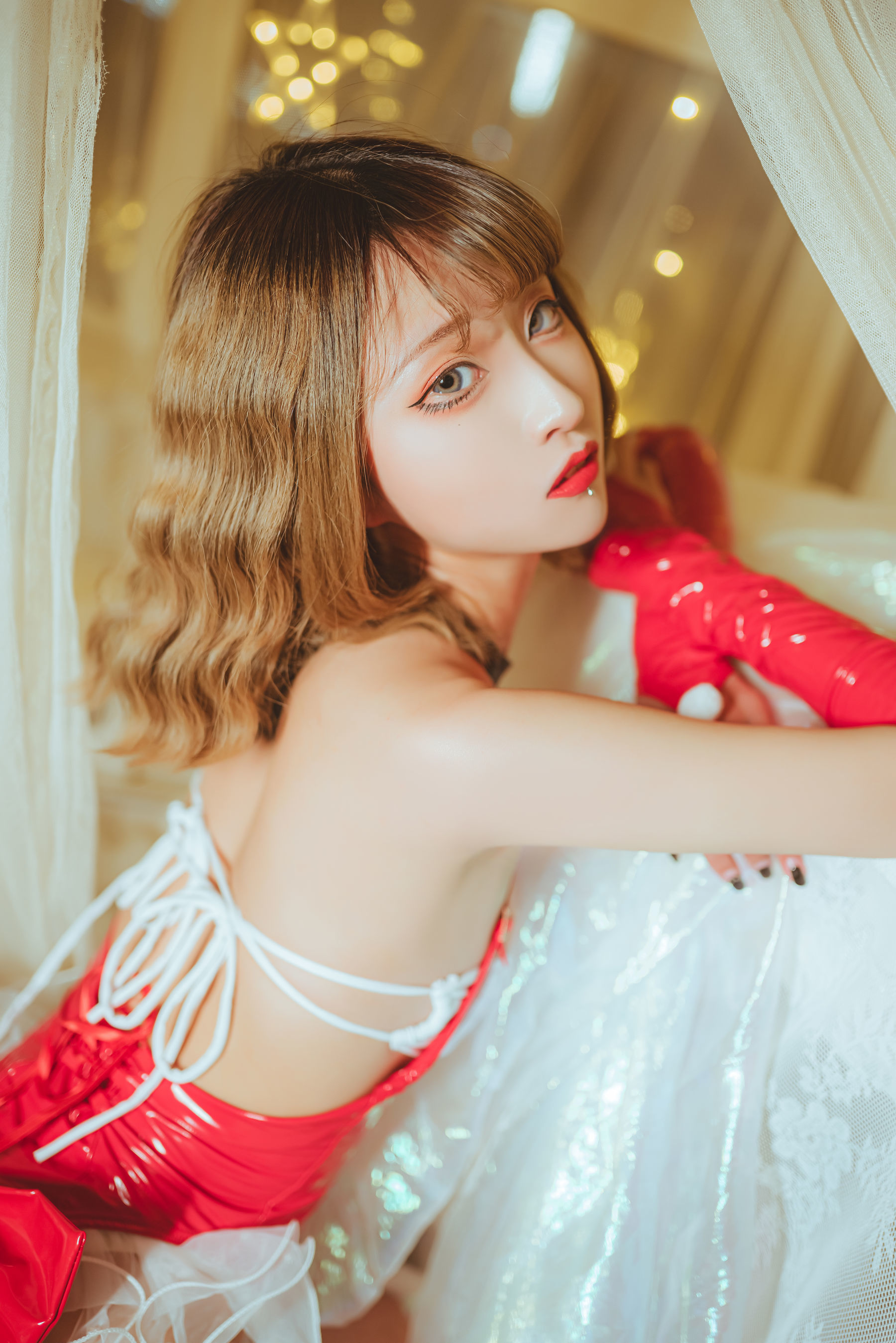 왕홍 COSER 사진] 메이도우칭 사진 - 설야금례