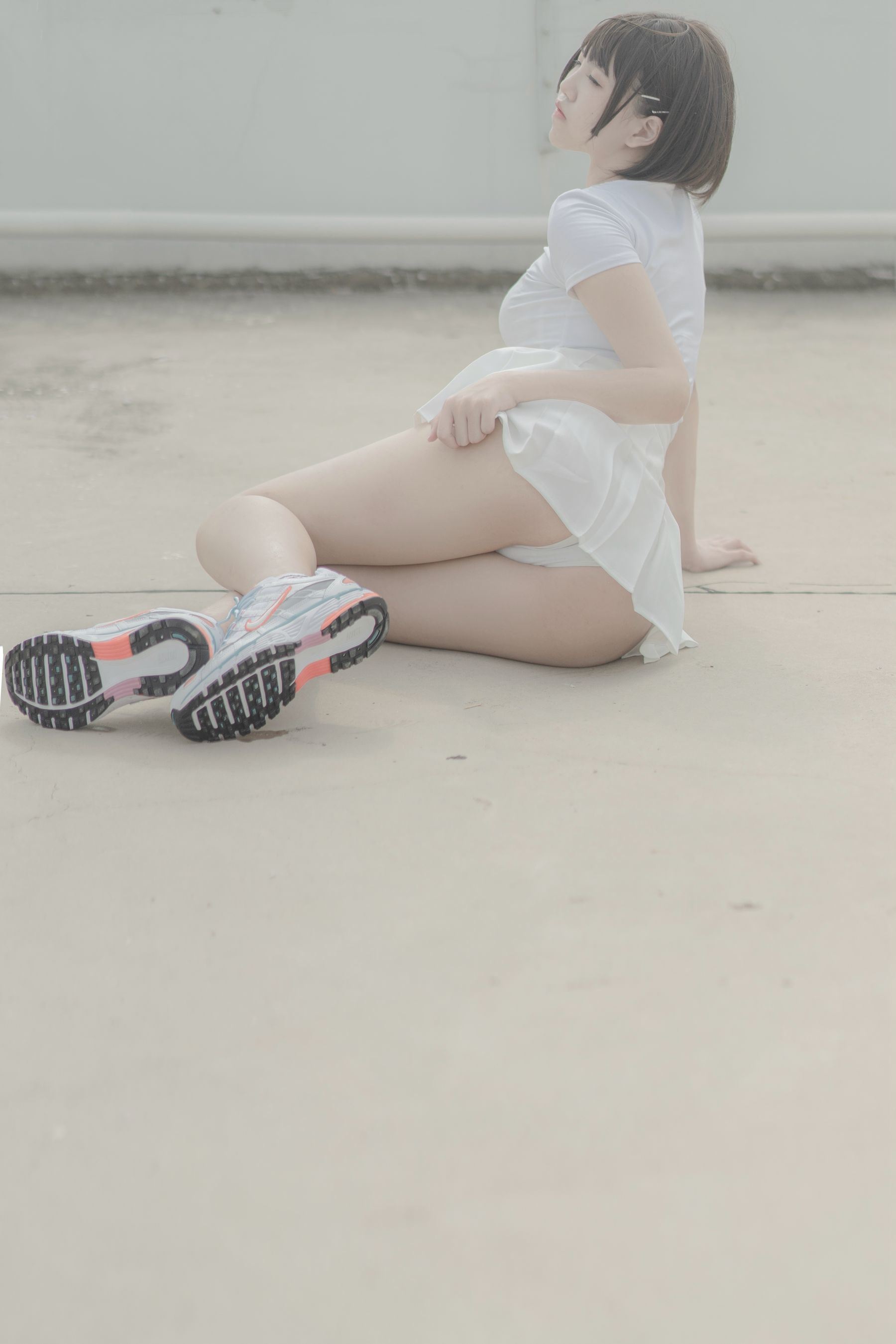 [网红COSER写真] 鬼马少女阿薰kaOri - 天台