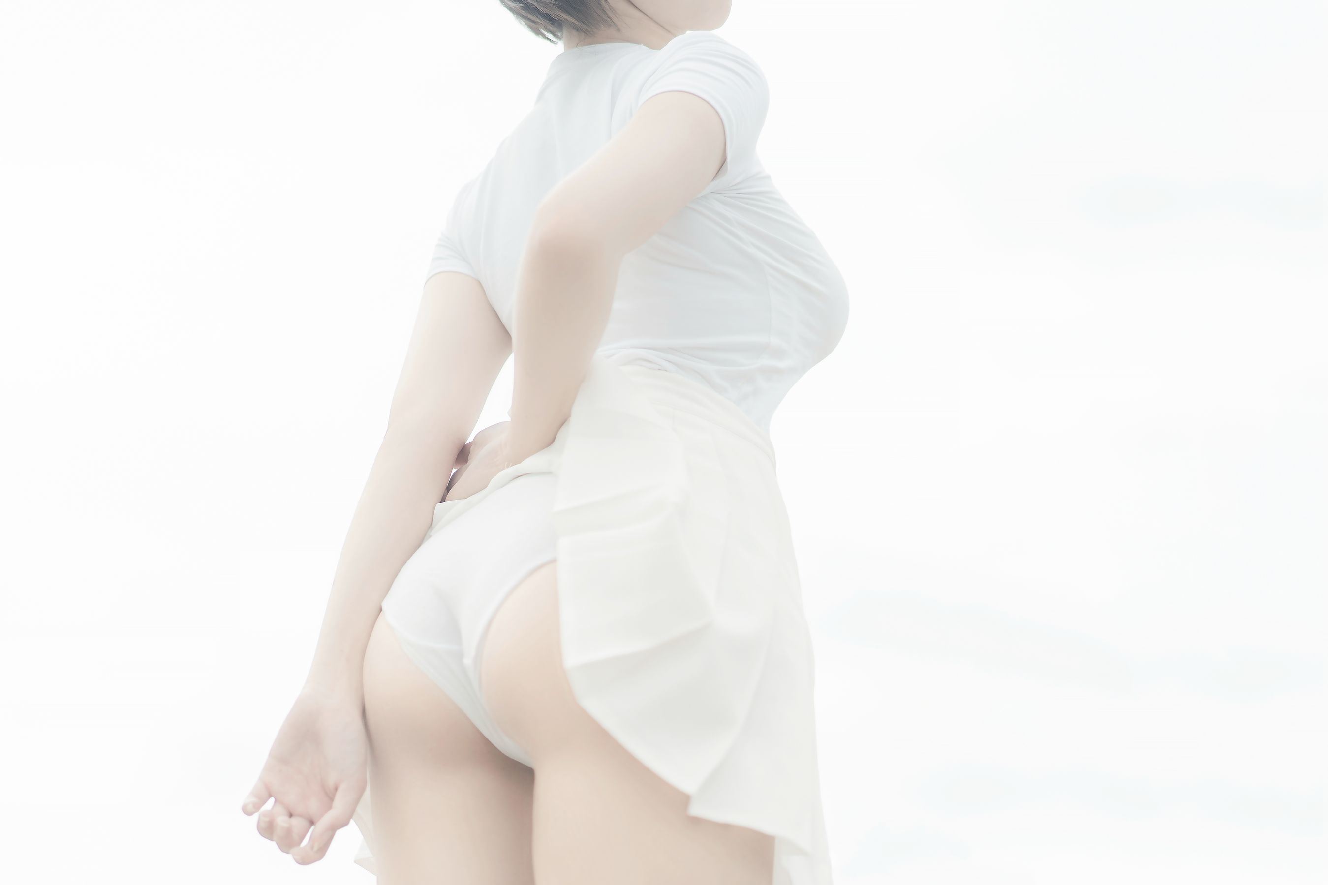 [网红COSER写真] 鬼马少女阿薰kaOri - 天台