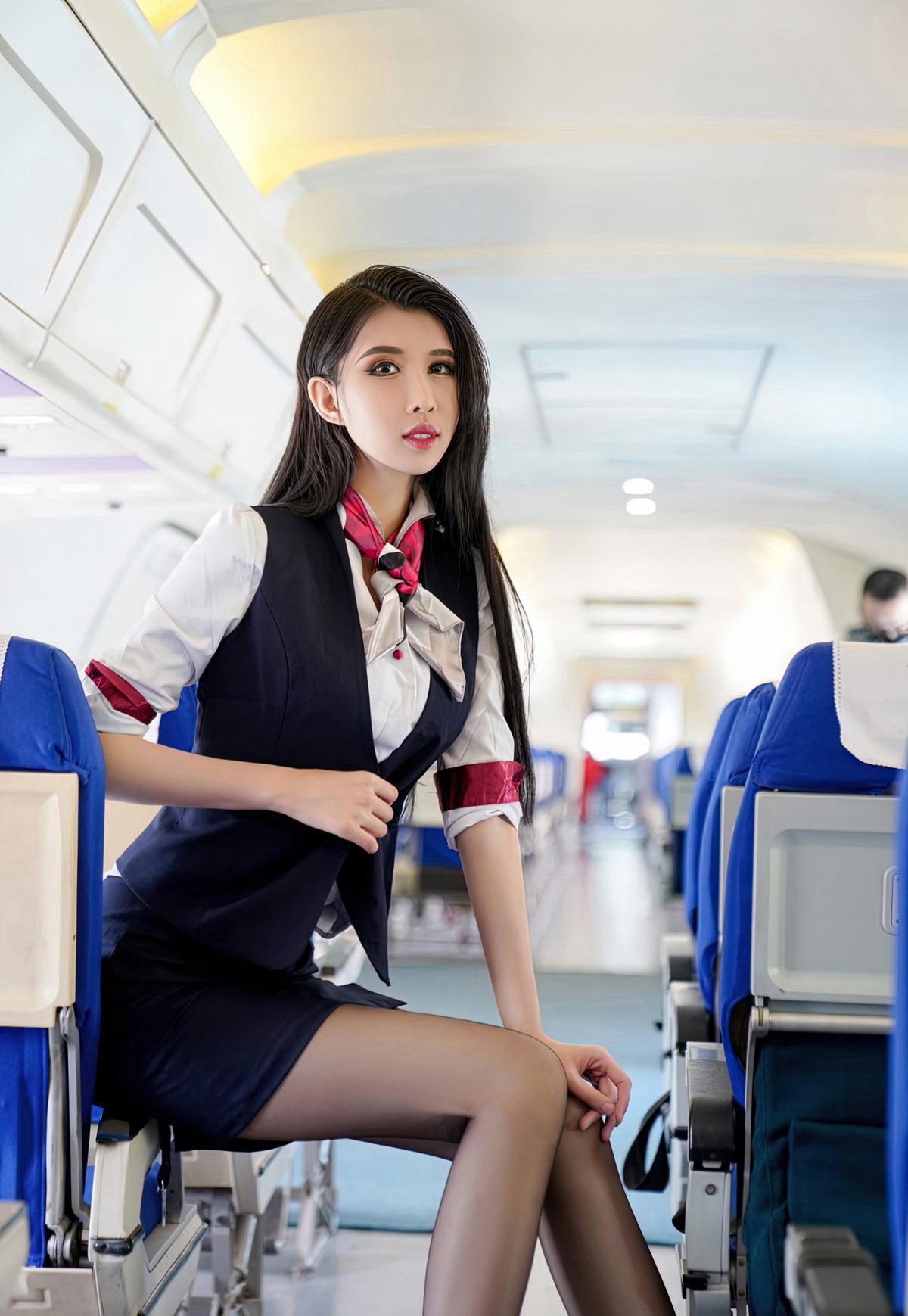 性感黑丝空姐极品美腿飞机上风骚制服诱惑极品美臀