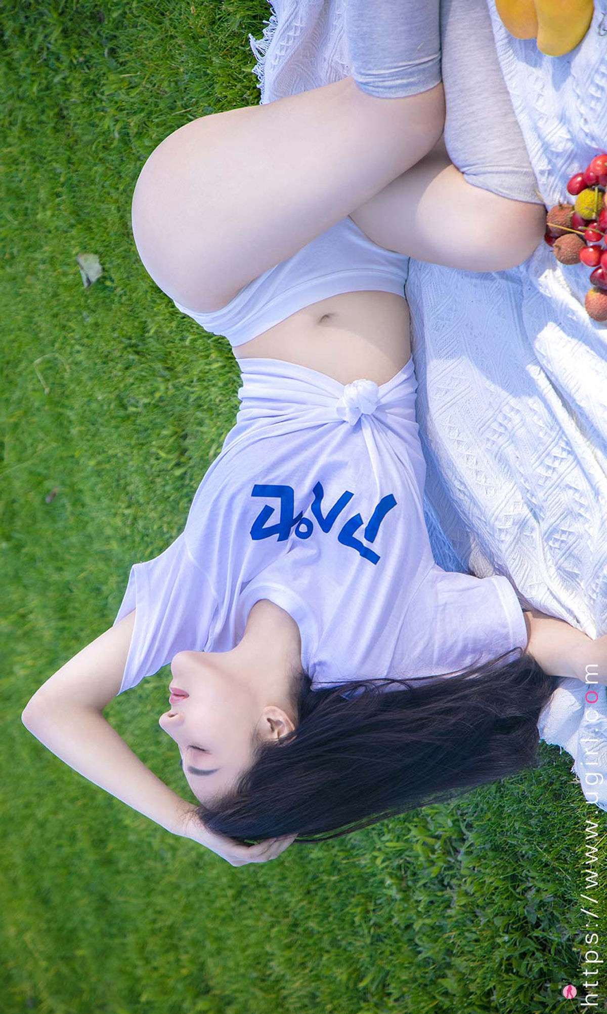 เอ๋อยู๋อู๋Ugirls] No.2110 ซีเหมินเซี่ยวอวี่ ซงชิงเซิงเซี่ย