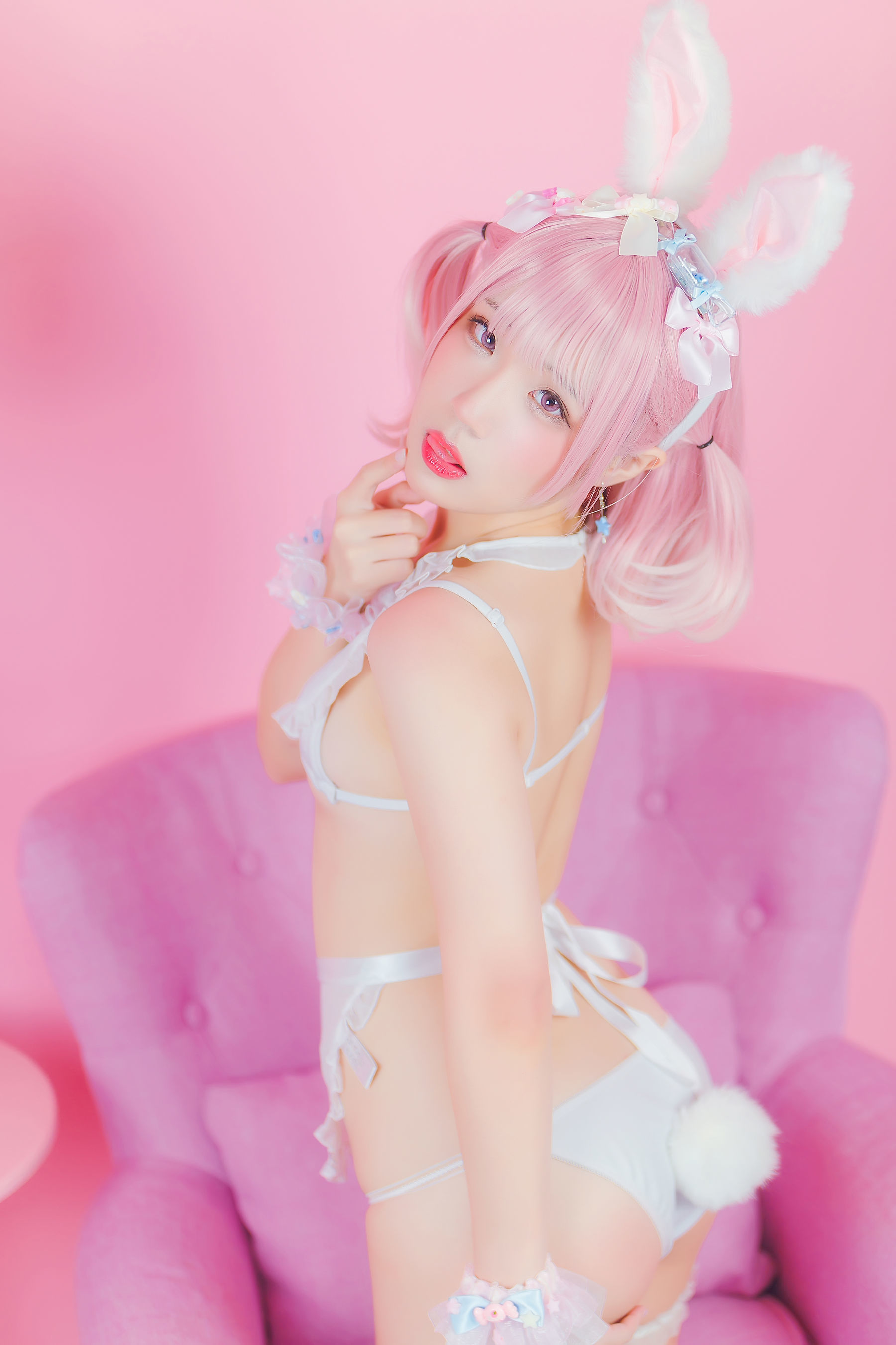 Internet Celebrity Coser Photobook] Anime Blogger Mime Mimi - White and Pink Bunny Girl