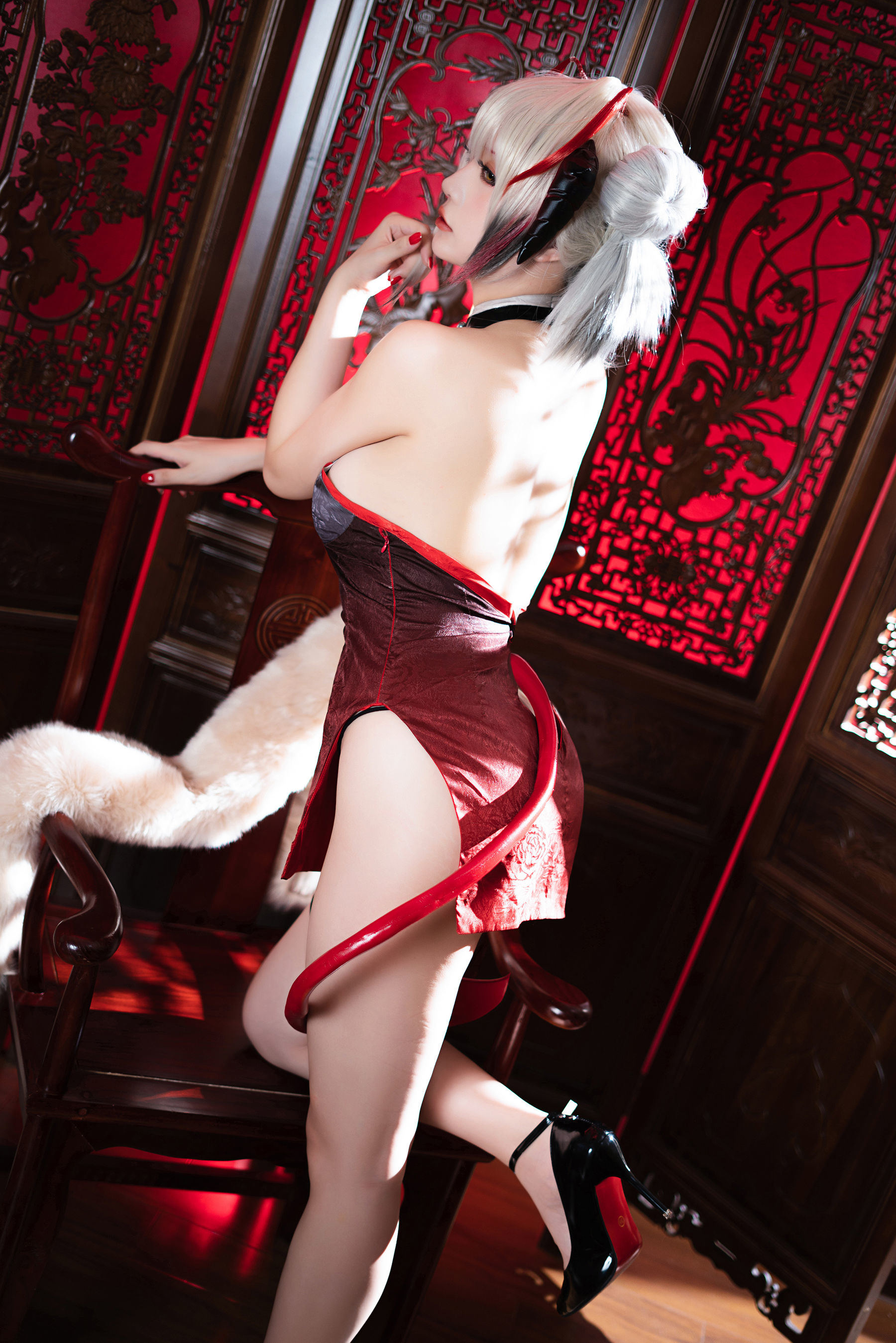 เน็ตไอดอล COSER ภาพถ่าย] Coser小姐姐星จือฉือฉือ - W-ดงจินกี่เพ้า