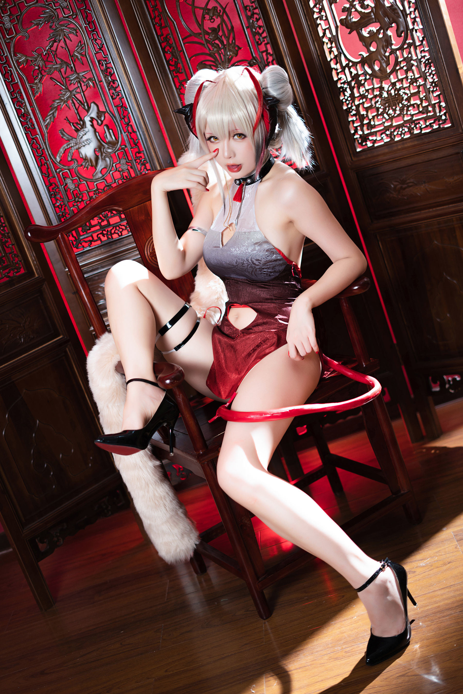 เน็ตไอดอล COSER ภาพถ่าย] Coser小姐姐星จือฉือฉือ - W-ดงจินกี่เพ้า