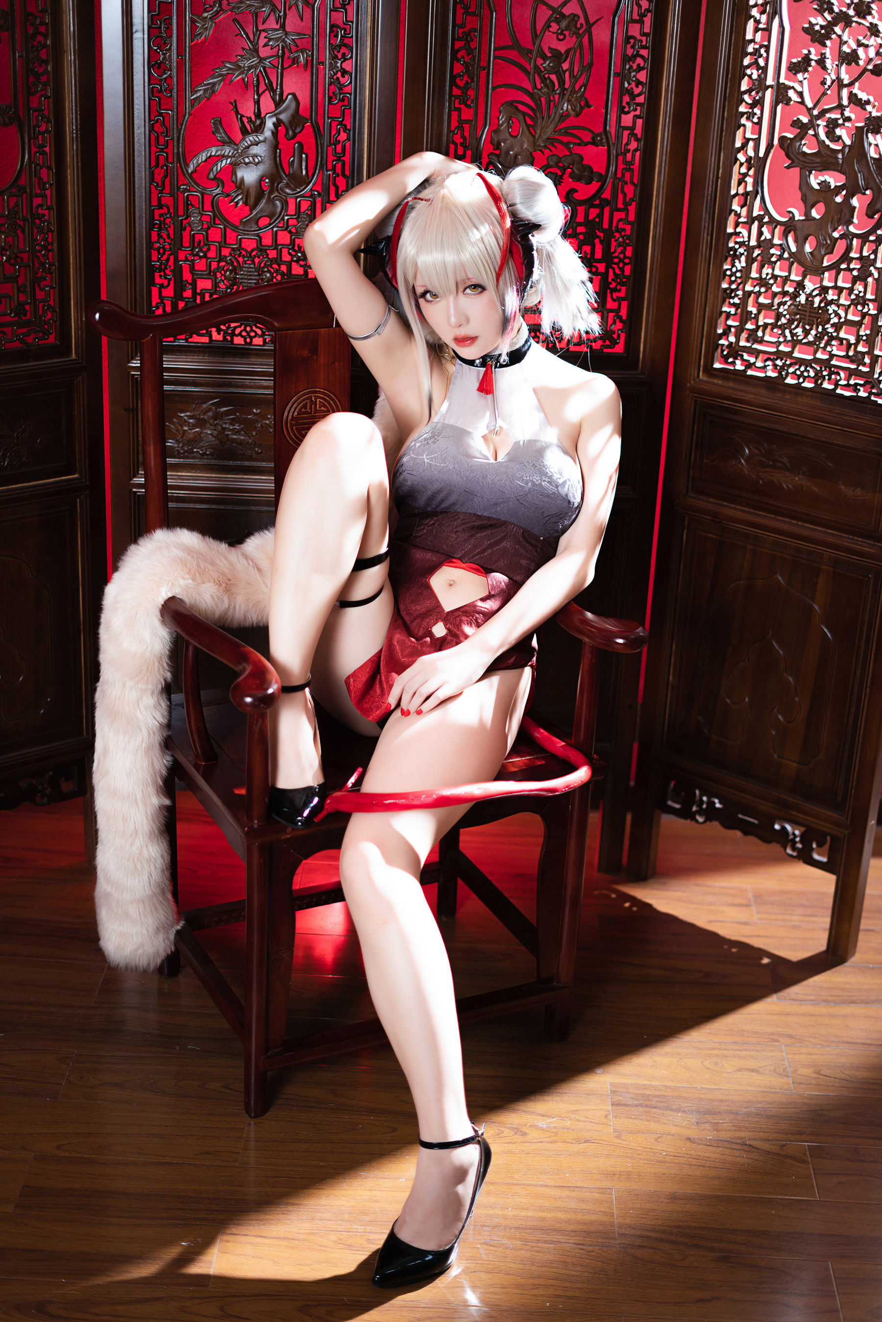 เน็ตไอดอล COSER ภาพถ่าย] Coser小姐姐星จือฉือฉือ - W-ดงจินกี่เพ้า