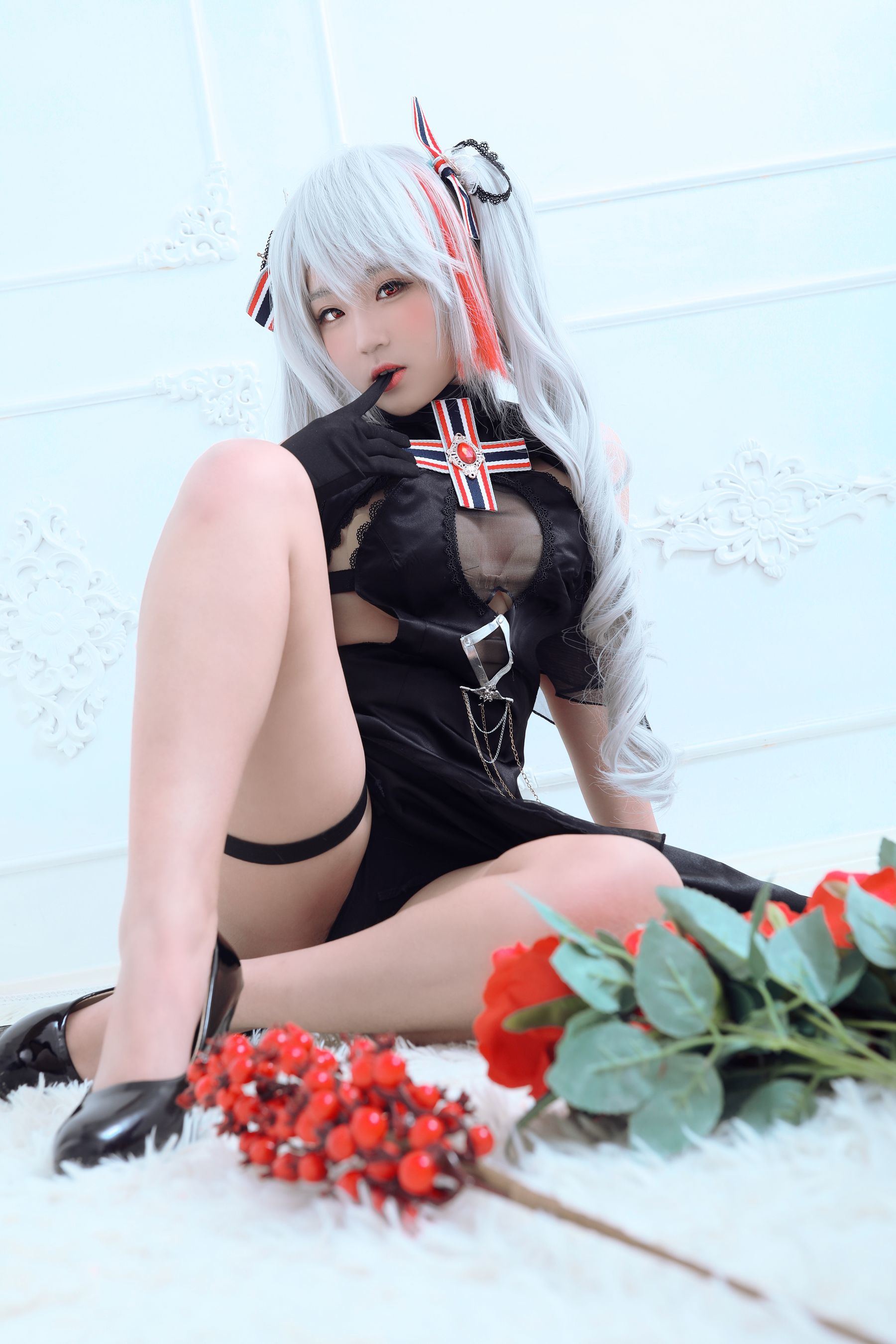 Internet Celebrity Coser Photobook] Anime Blogger Mime Mimei - Azur Lane Prinz Eugen