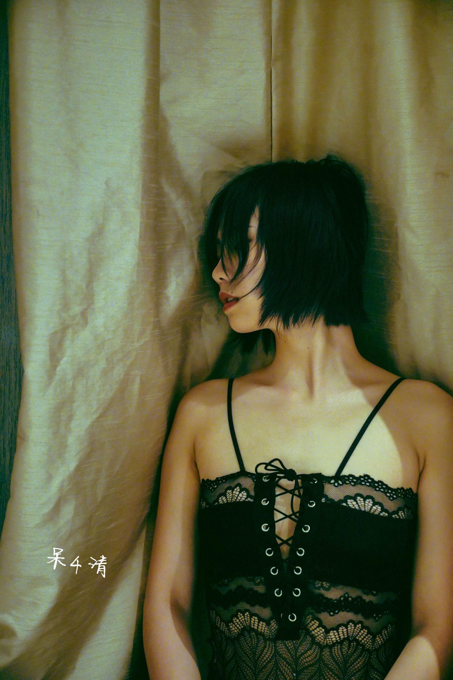 模特Youya 作品集 78P