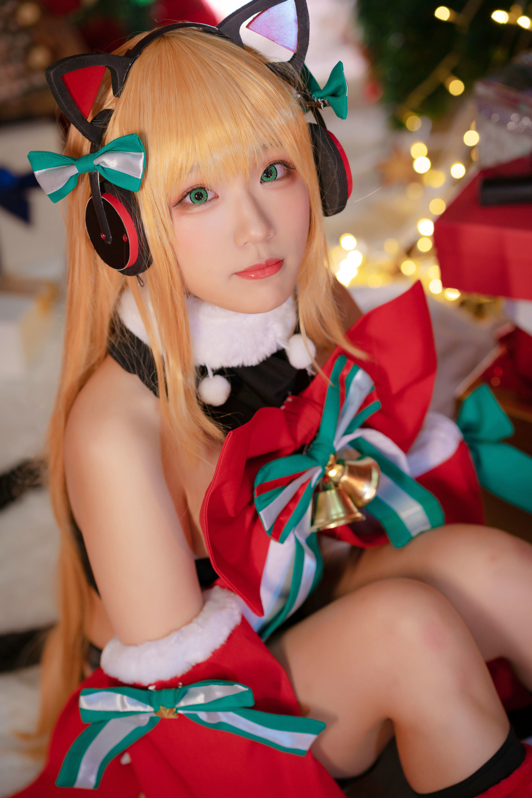 Internet Celebrity Cosplayer Photobook] Anime Blogger Mime Mi Mei - Girls' Frontline TMP Christmas