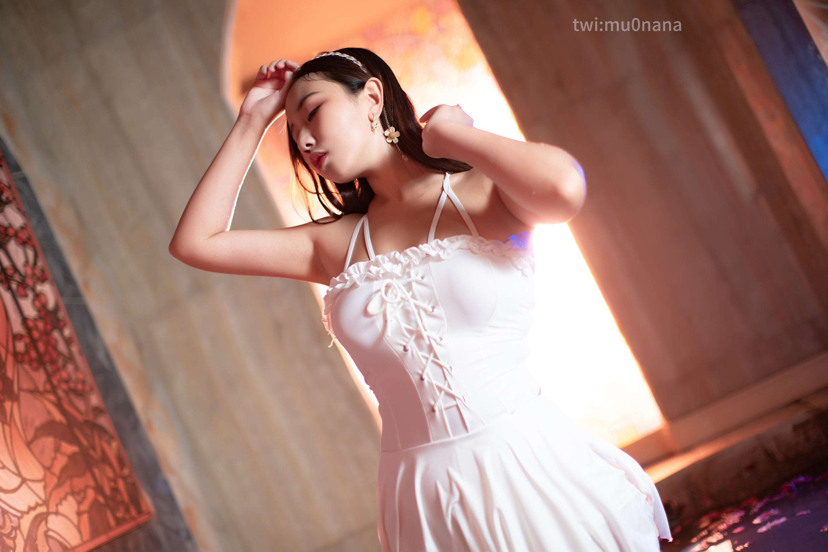 인터넷 스타 COSER 사진] 애니메이션 블로거 무링 Mu0 - 온천 반사