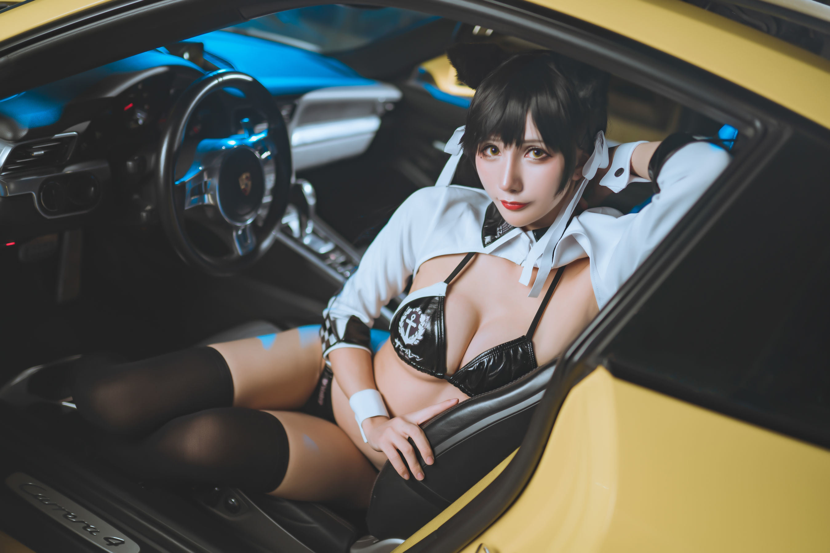 Internet Celebrity Cosplayer Photobook] Anime Blogger Ya Qi - Azur Lane Racing Atago