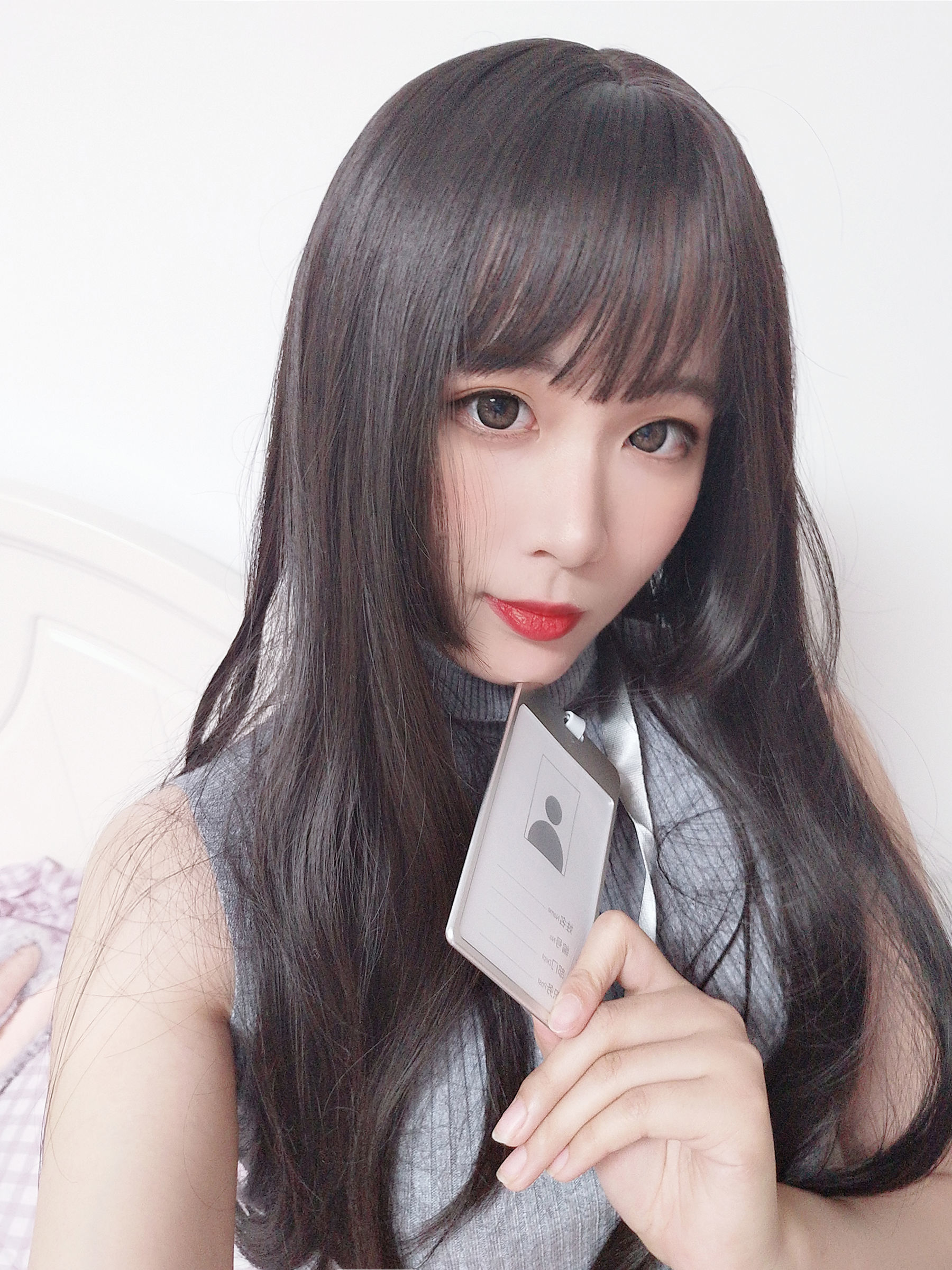 Internet Celebrity COSER Photo] Xuan Xiao Senior Sister - Workplace Newcomer OL