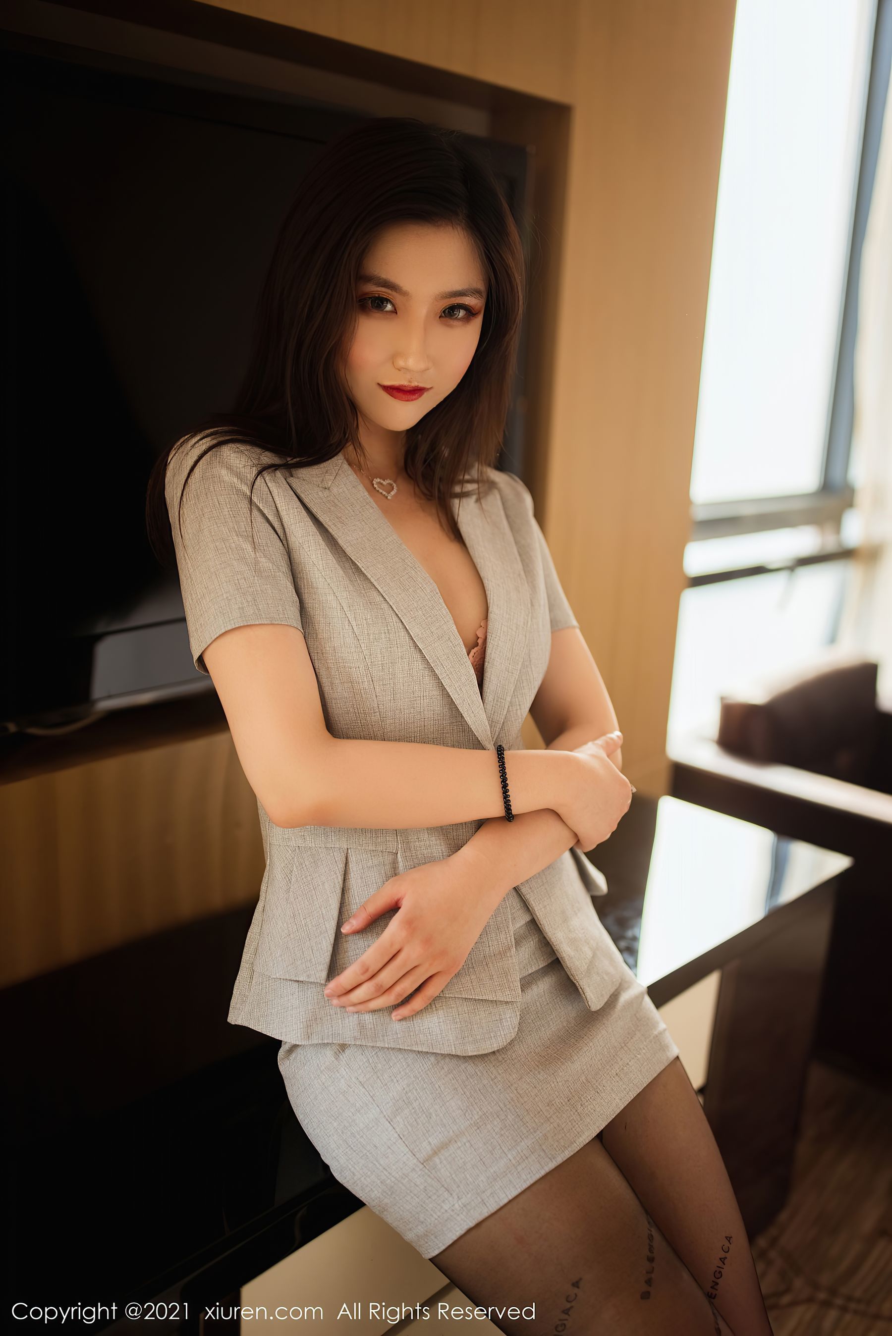 시우런] No.3658 류아이린 앨런