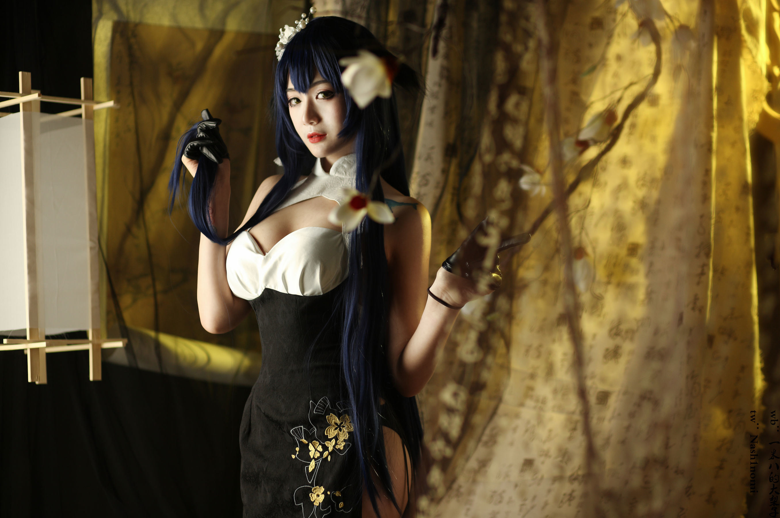 Ảnh cosplay của net red] Một mét tám Đại Lị Tử - Ngô Thê