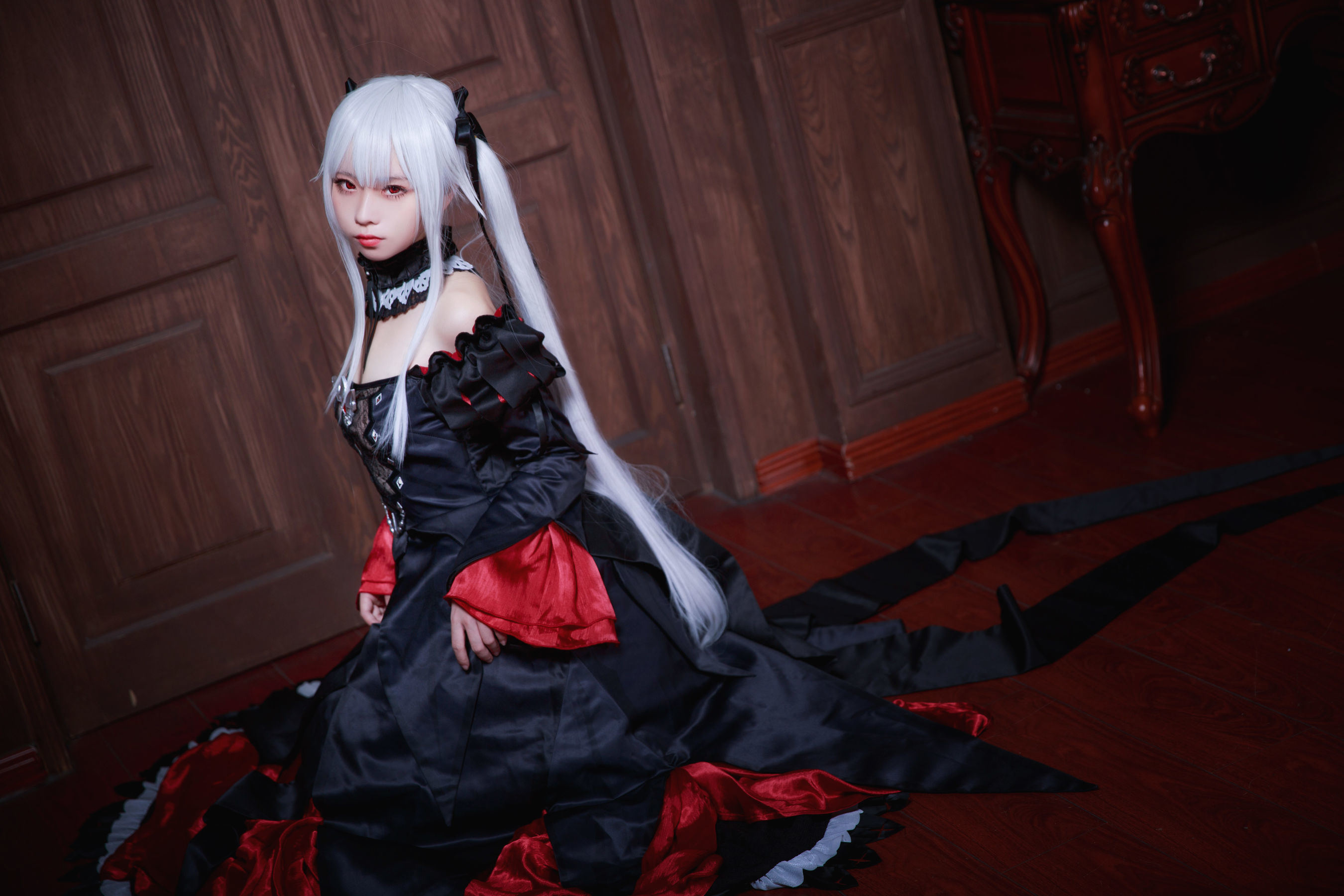 เน็ตไอดอล COSER 写真] บล็อกเกอร์อนิเม G44 จะไม่ได้รับบาดเจ็บ - ฝูจือชุดกระโปรงยาว