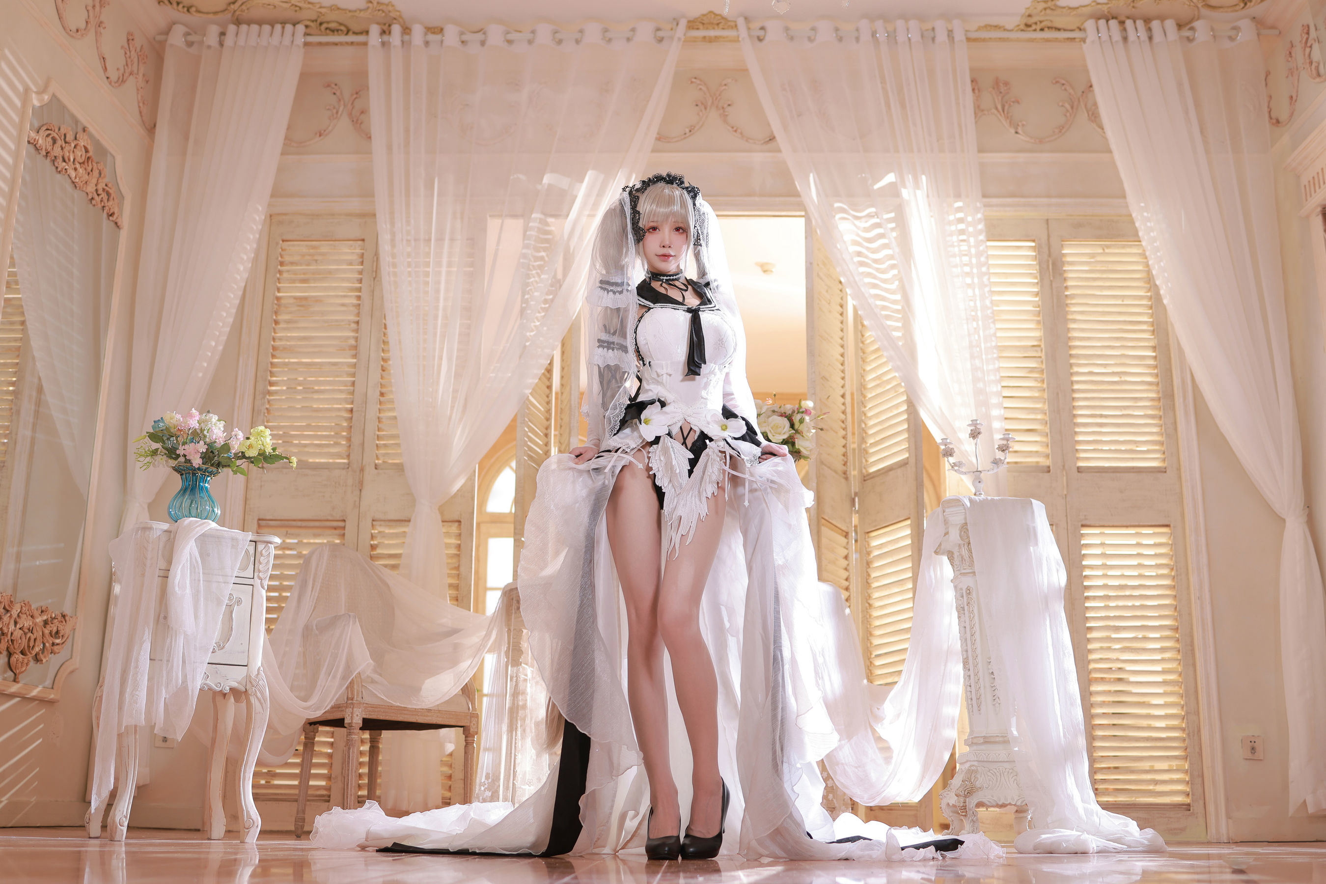 Internet Celebrity Cosplayer Photobook] Anime Blogger Shui Miao Aqua - Azur Lane Vampire Wedding Dress