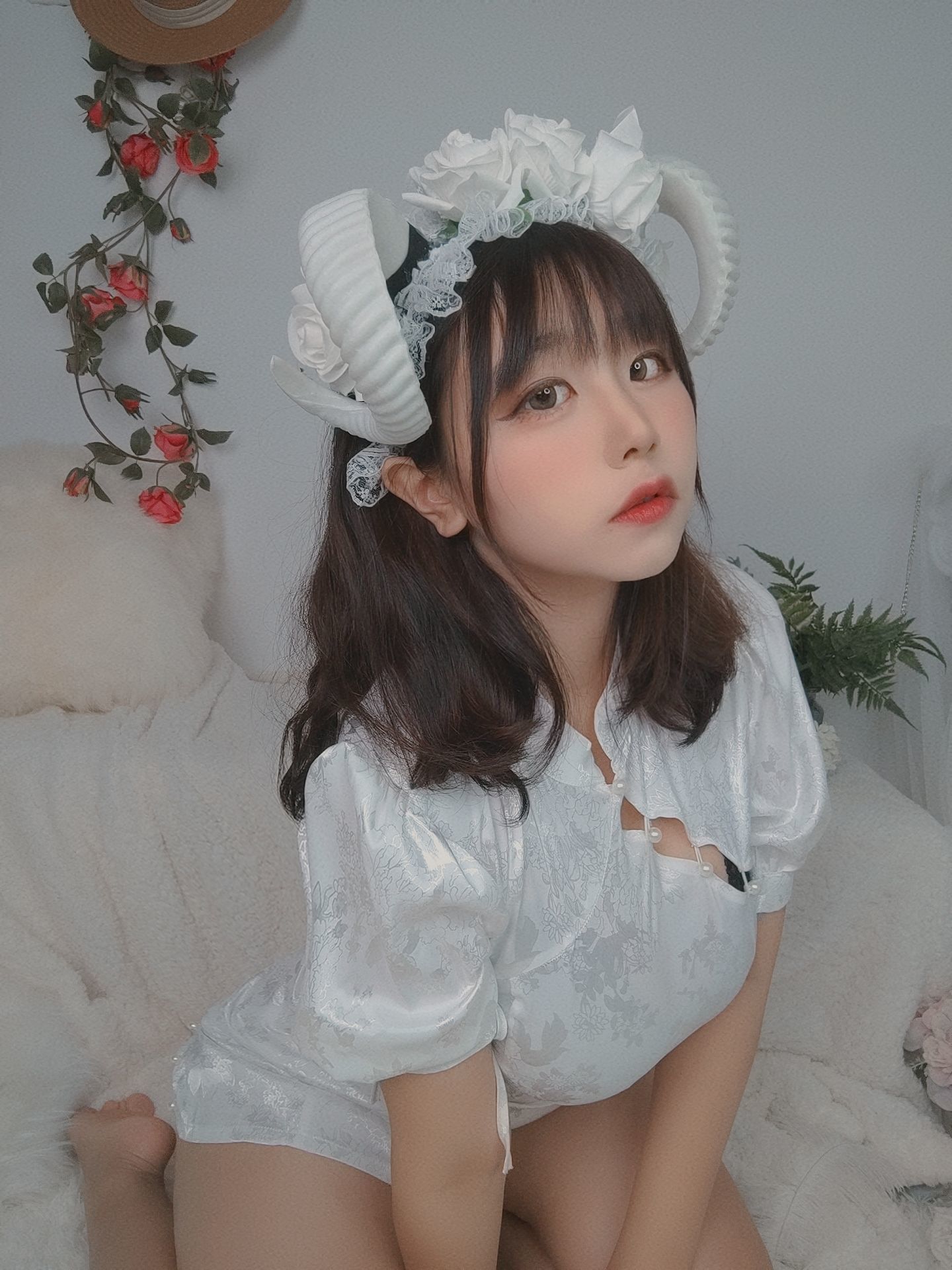Internet Celebrity COSER Photobook] Anime Blogger Mu Ling Mu0 - Selfie 2