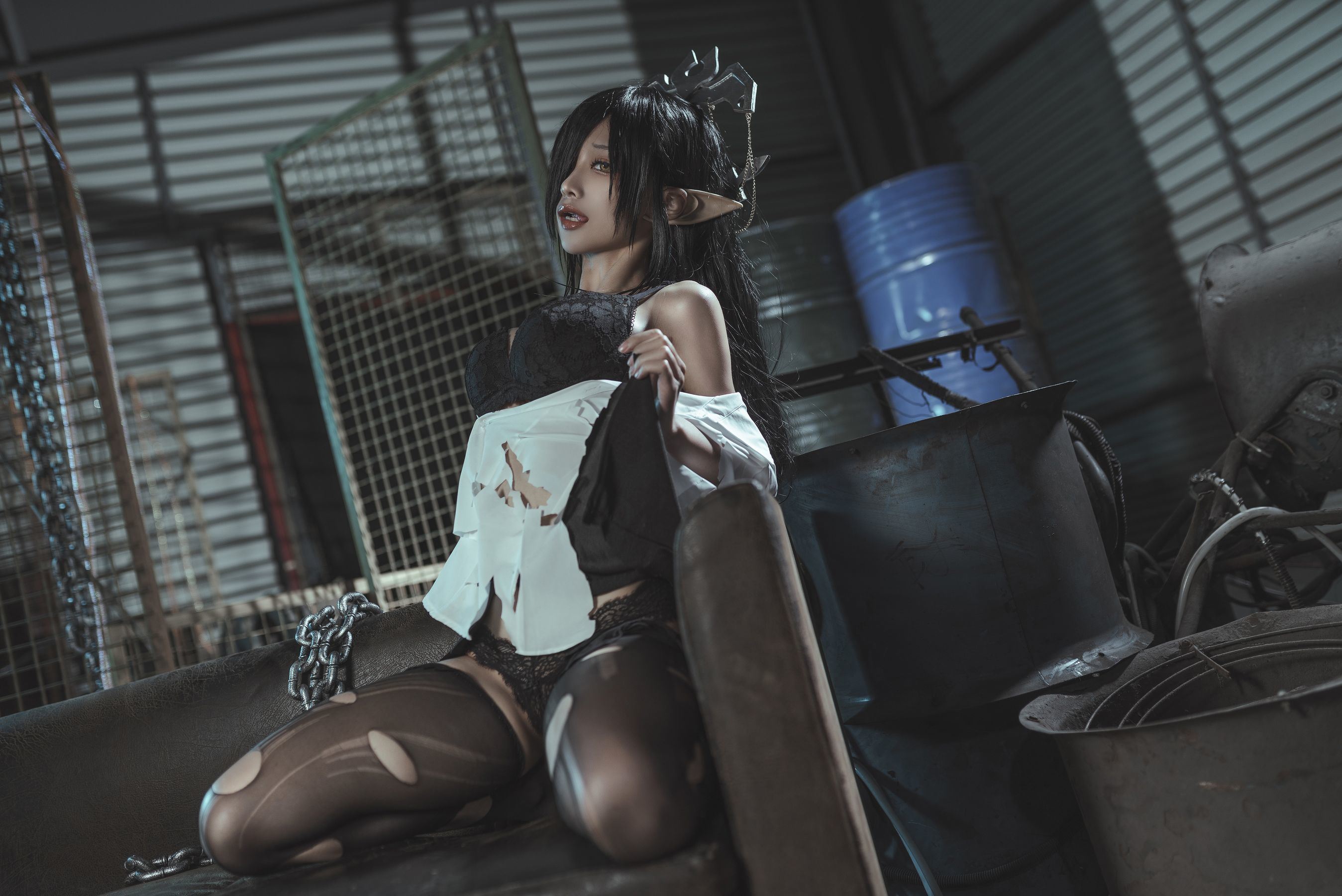 [网红COSER写真] 动漫博主蠢沫沫 - 黑兽女王 OL制服