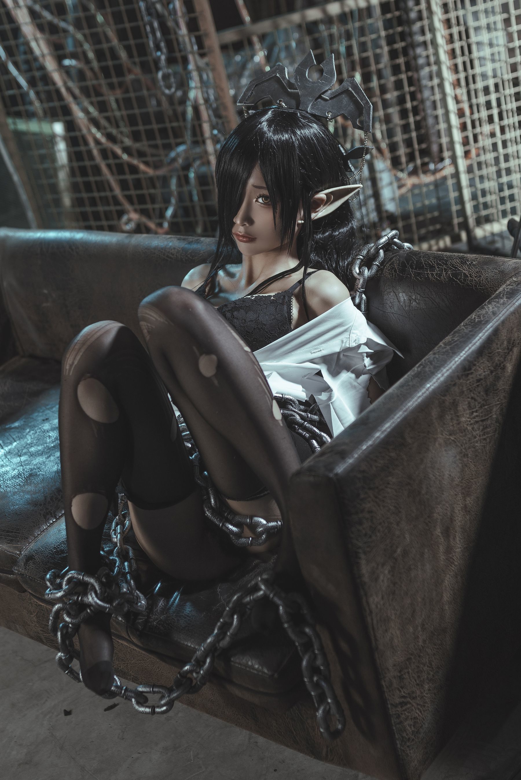 ネット有名人コスプレイヤーフォト] アニメブロガー蠢沫沫 - ブラックビーストクイーン OL制服