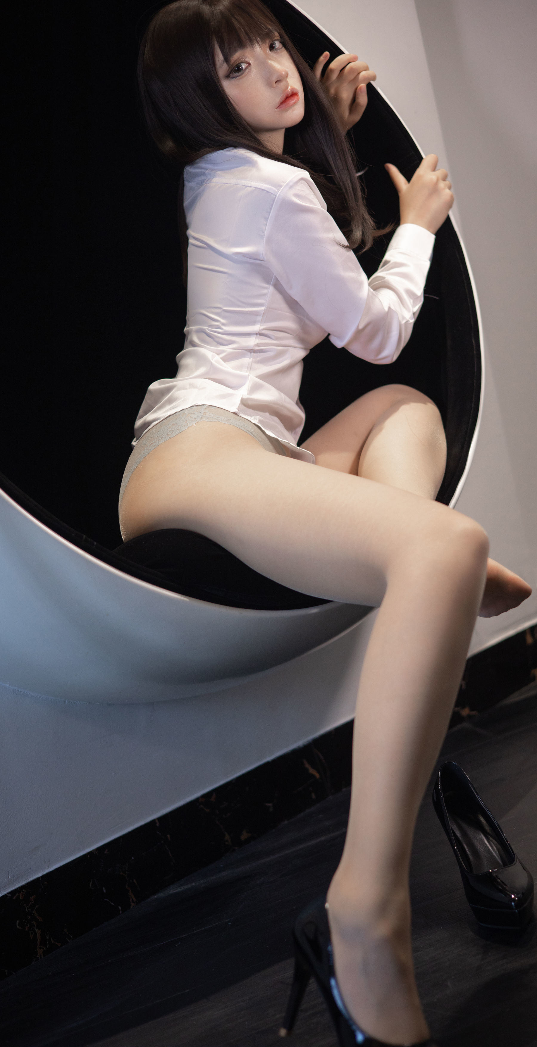 疯猫ss 职业OL Cosplay 写真