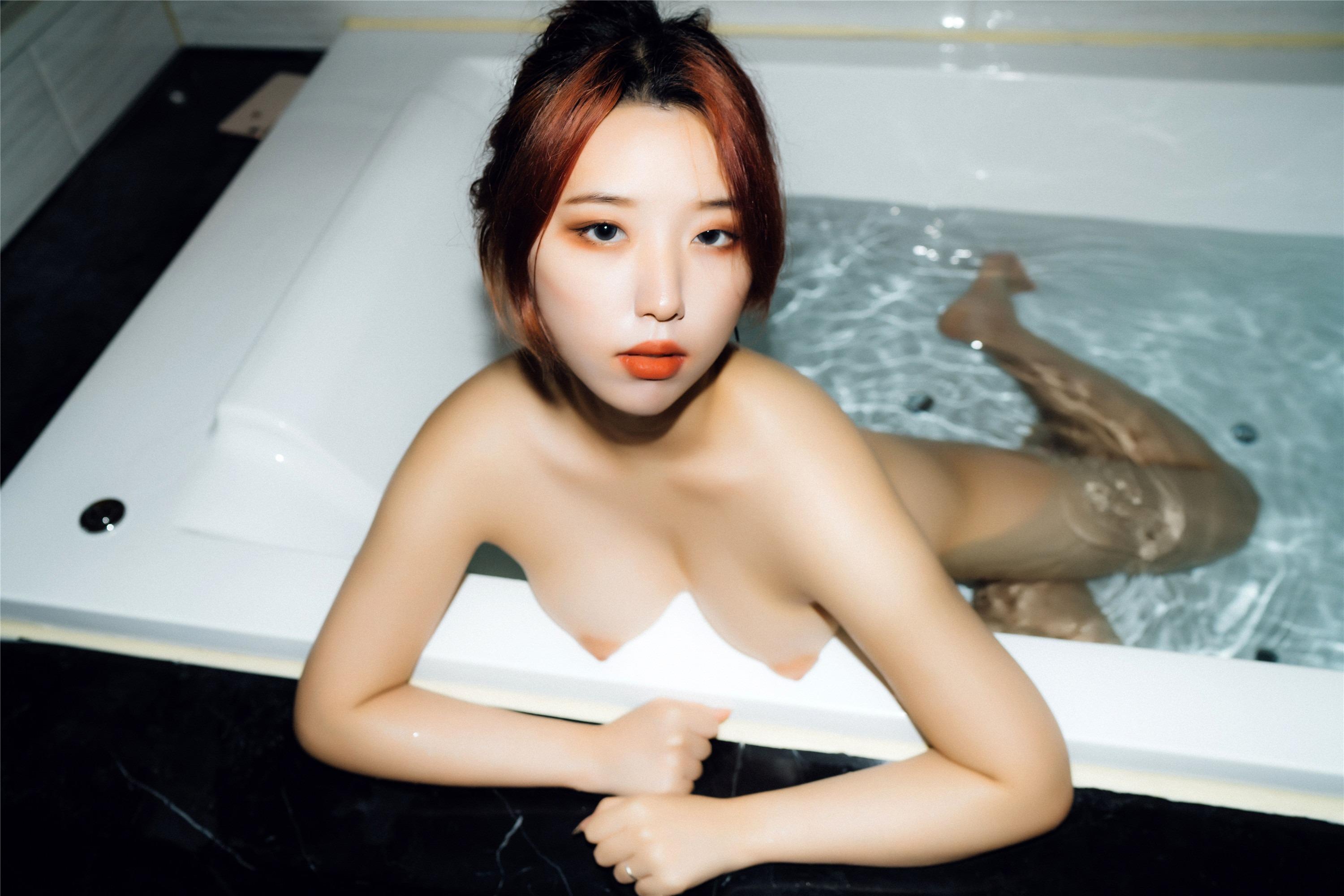 Moon Night Snap] Dame (Dam): Mature Volume 2 [69P