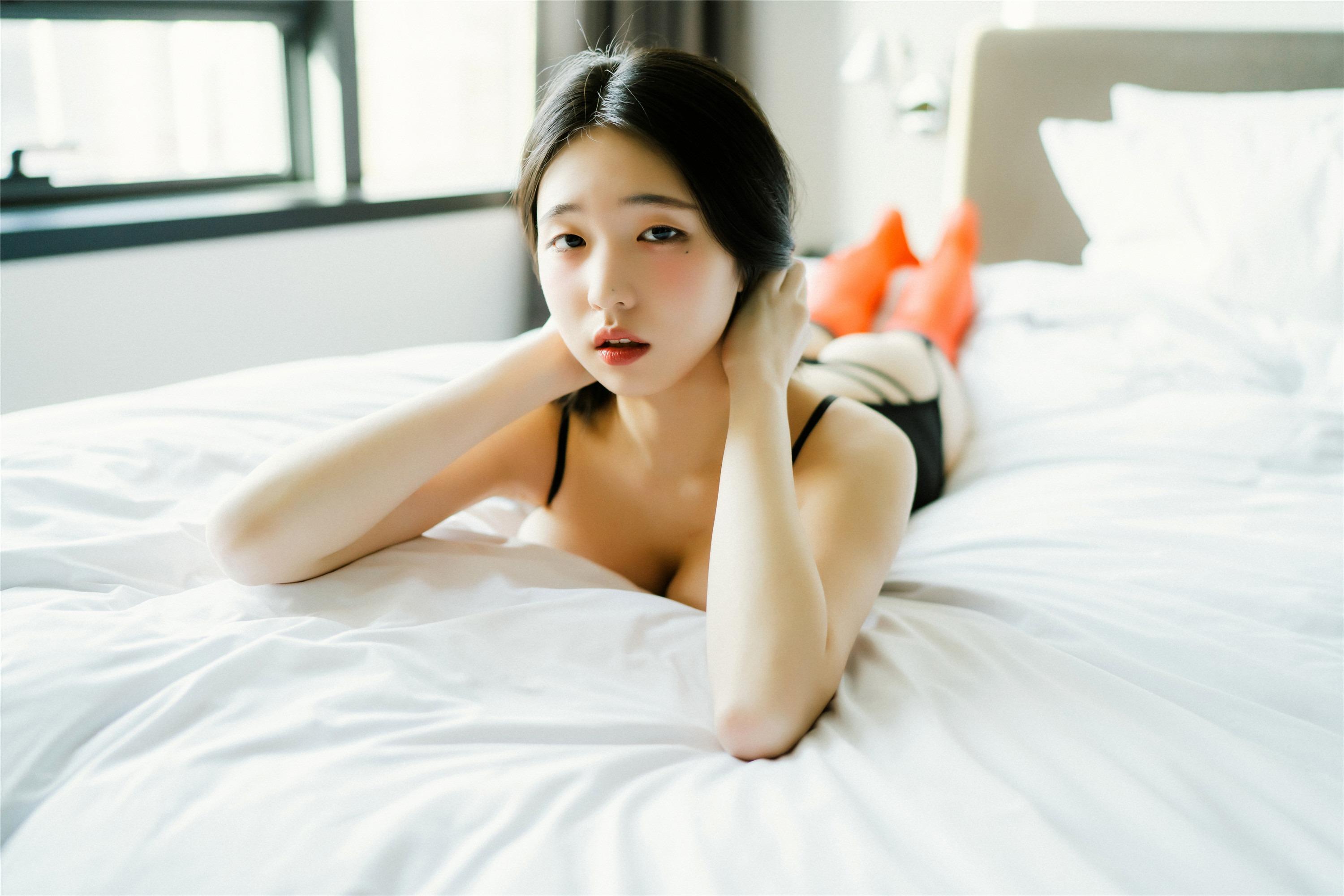 문 나이트 스냅] 연우 - 너의 것을 내게 Vol.1 [75P