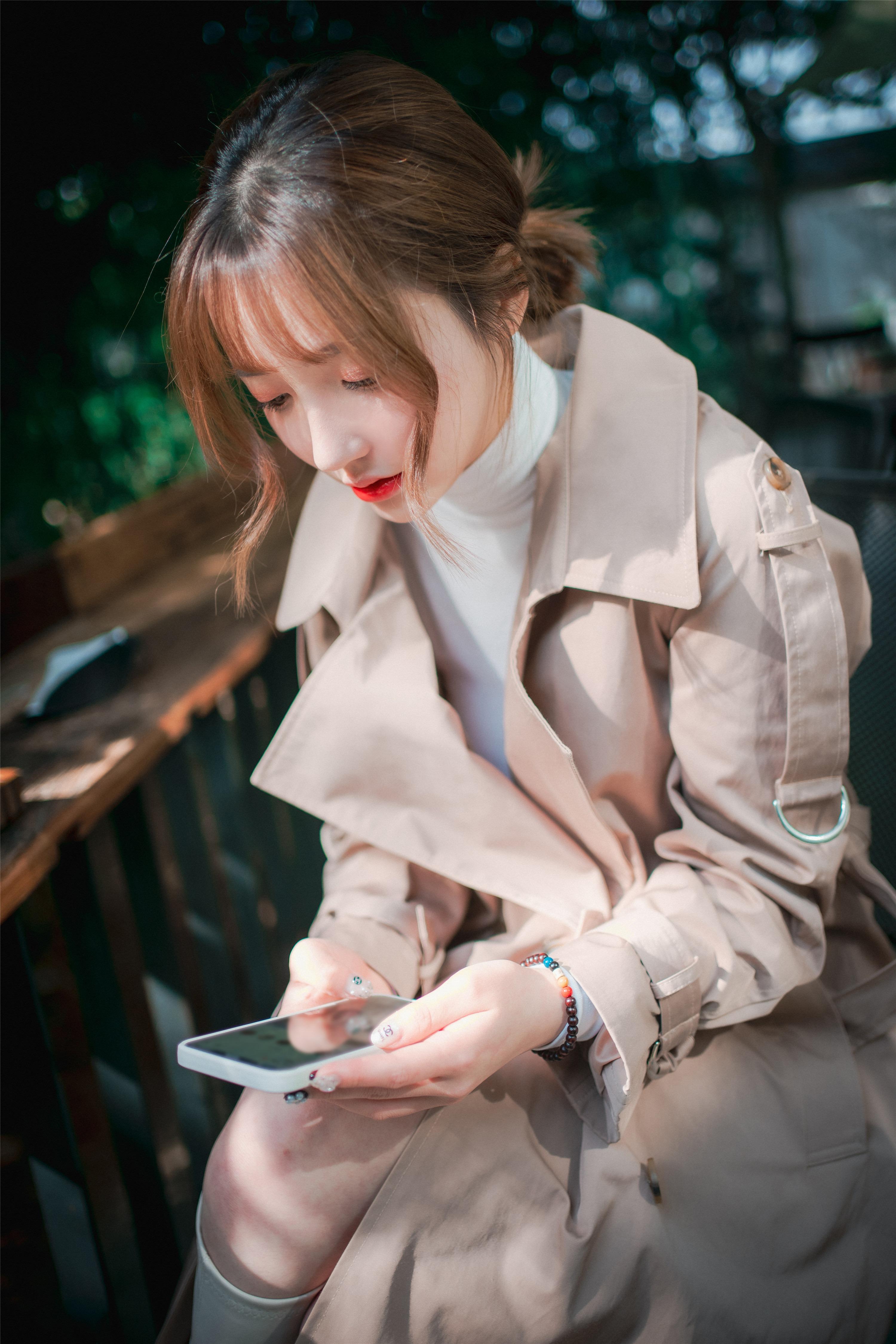 DJAWA Photo – Son Ye-Eun (손예은): “A Snap of Intimacy” 160P