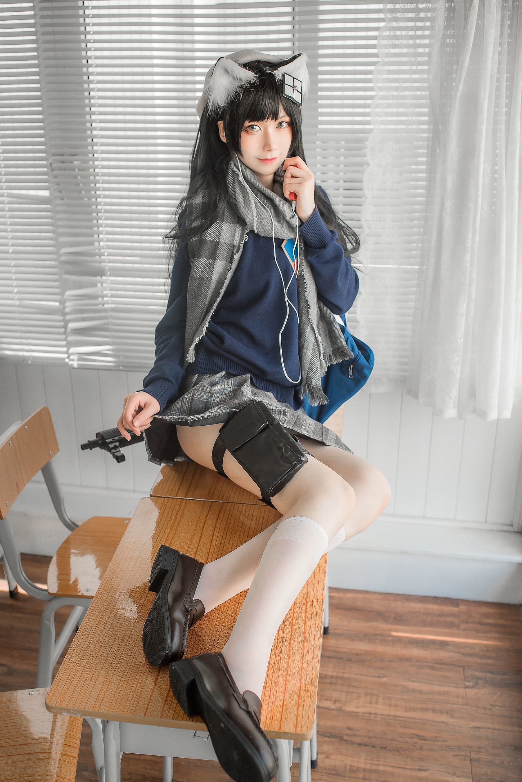 Internet Celebrity COSER Photobook] Izumi Quan Taizi Welfare - Pure White Graduation Season