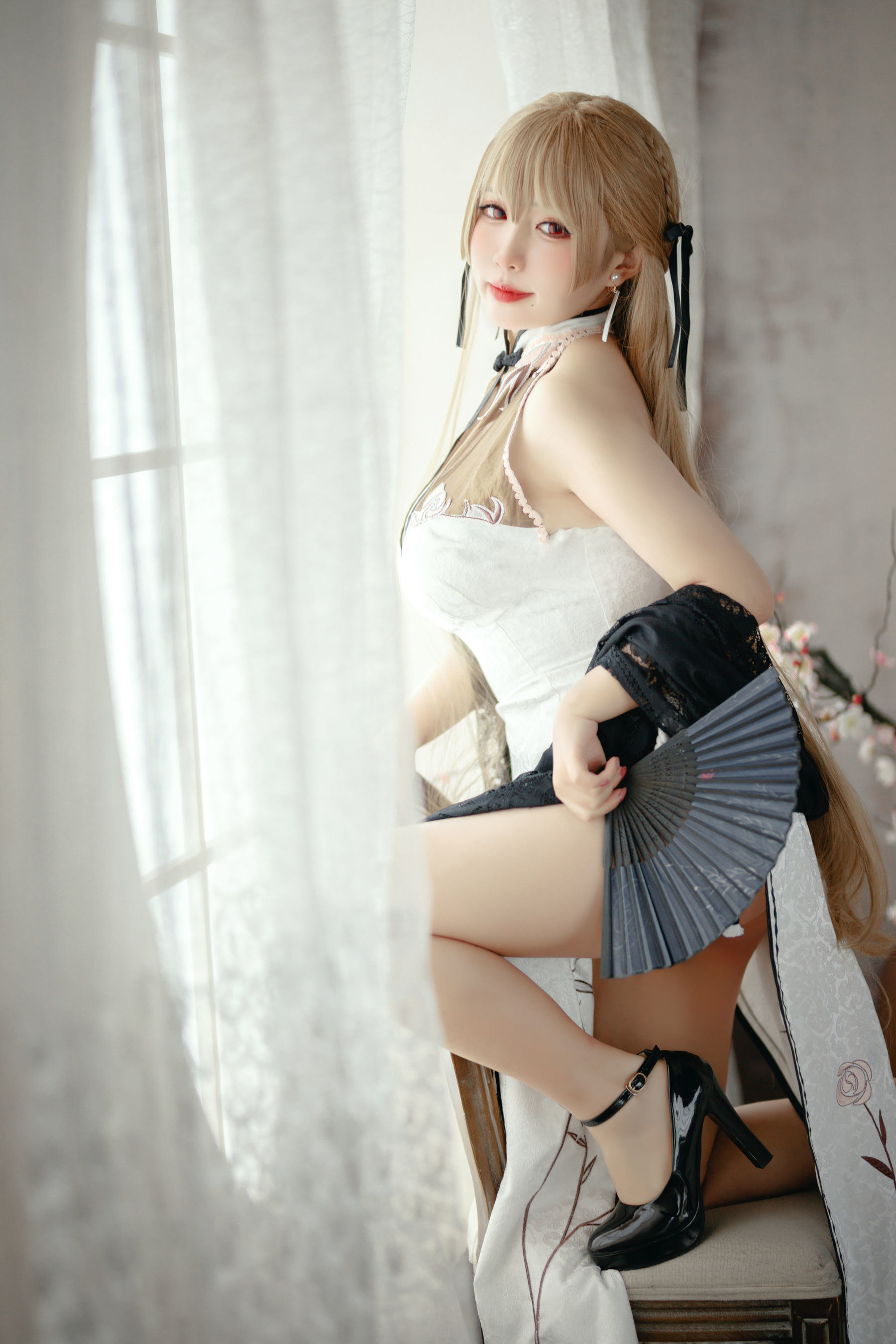 Ảnh chân dung COSER nổi tiếng] Blogger anime Mèo Điền Thánh Nai Nai (Đào Chi Chiu Chiu) - Mỹ nhân ngọc trắng