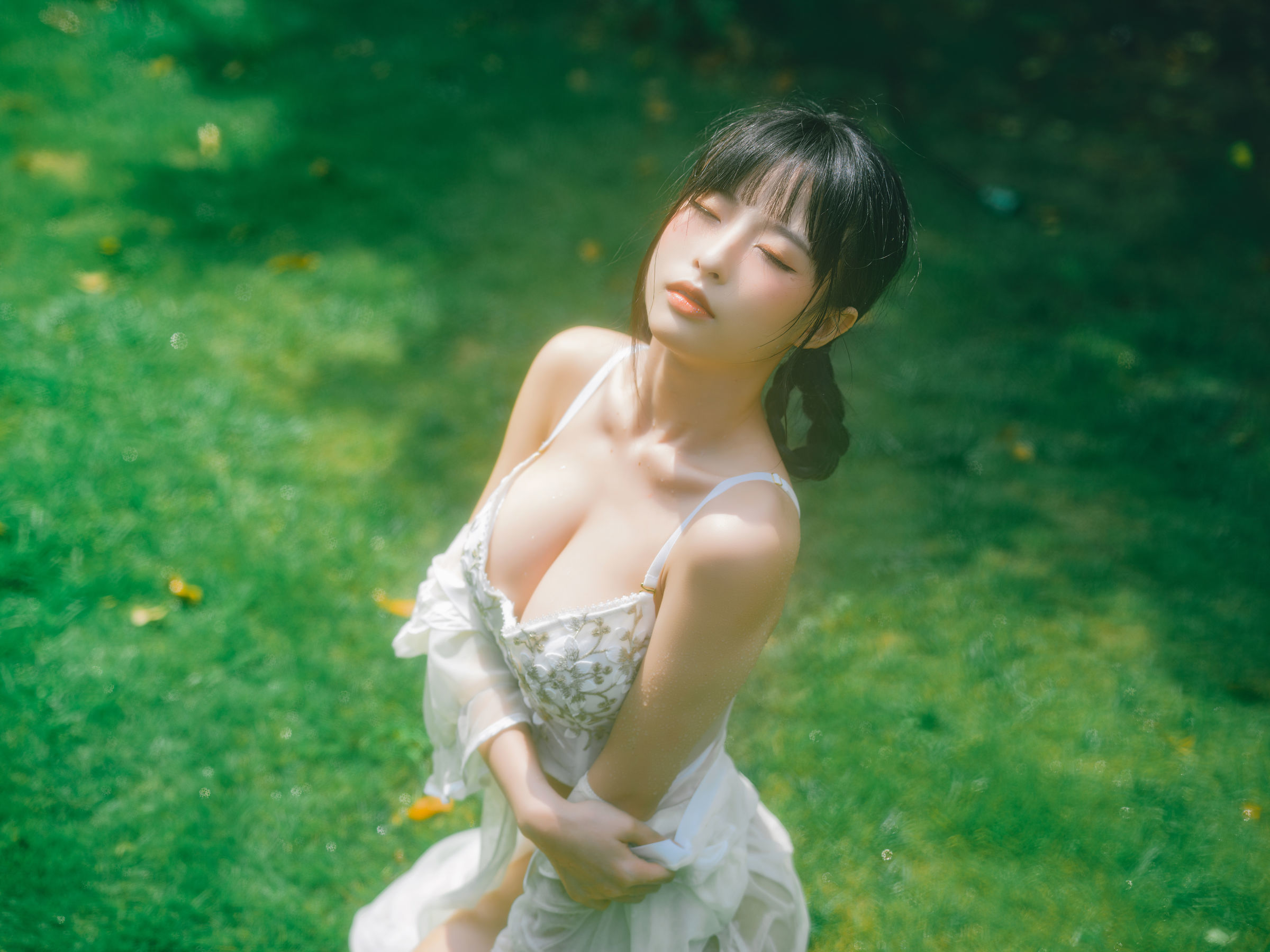 [网红COSER写真] 尤物清水由乃 - 湿水洛丽塔