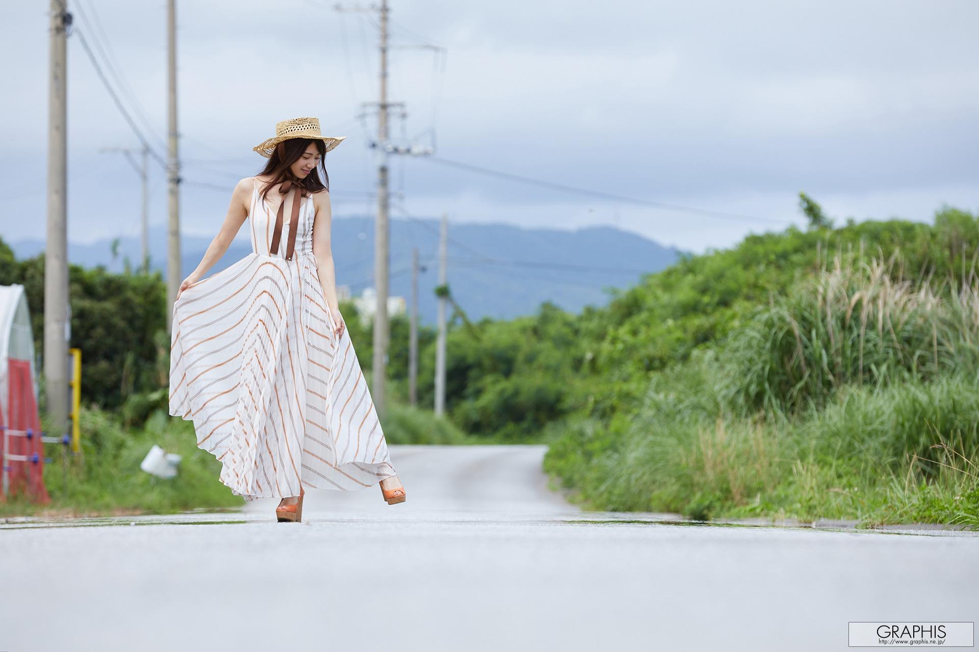 [Graphis] Gals – Aika Yamagishi 山岸逢花 Reflection [121P]