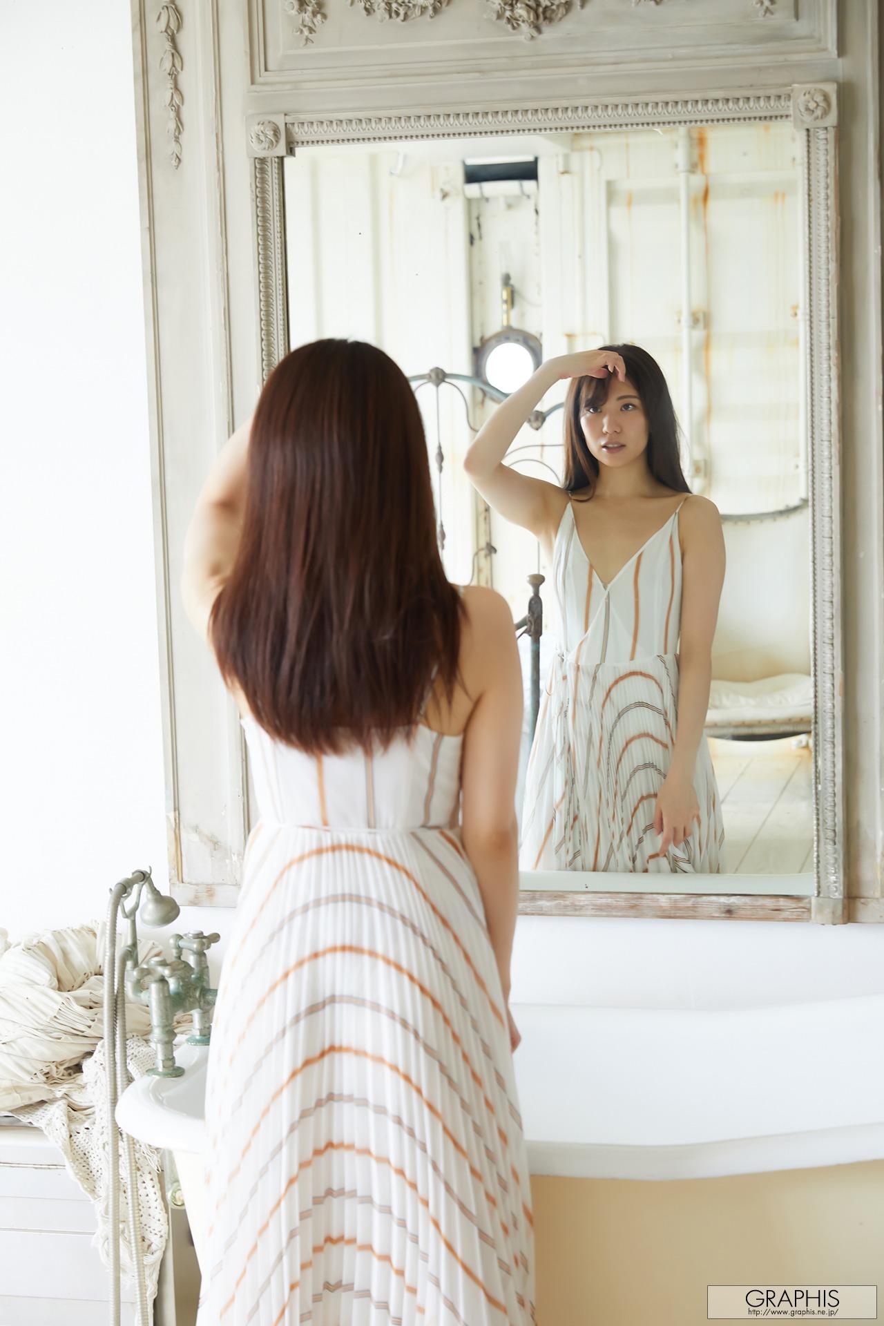 [Graphis] Gals – Aika Yamagishi 山岸逢花 Reflection [121P]