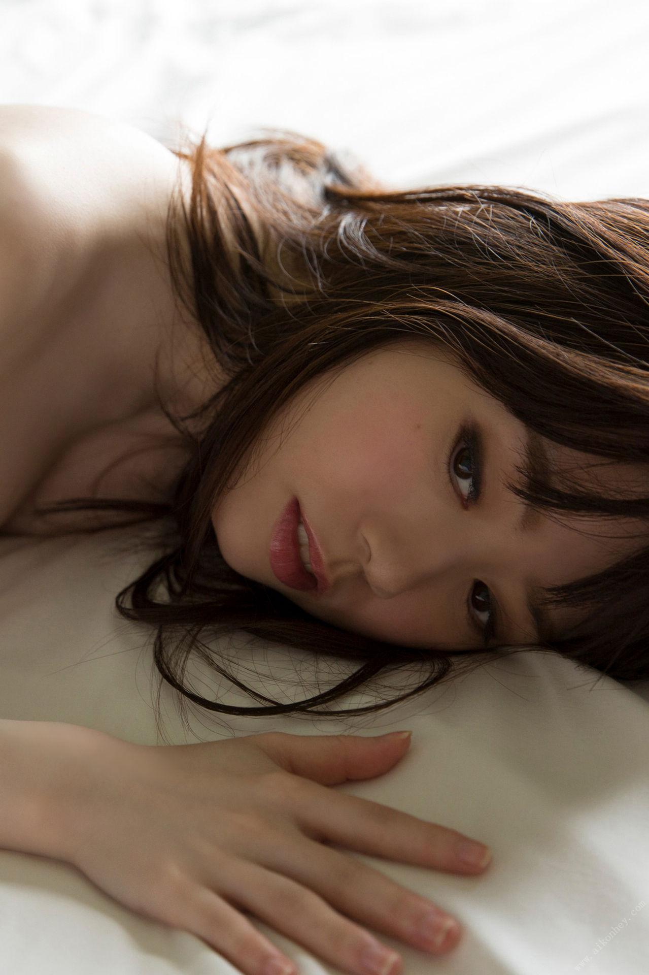 FRIDAYデジタル写真集プレミアム 水卜さくら「絶世のクビレＢＯＤＹ」83P