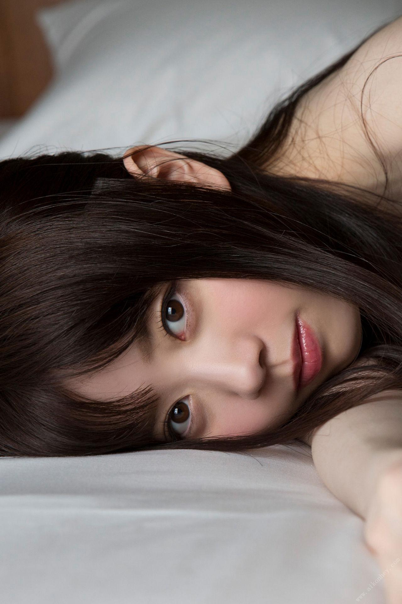 FRIDAYデジタル写真集プレミアム 水卜さくら「絶世のクビレＢＯＤＹ」83P