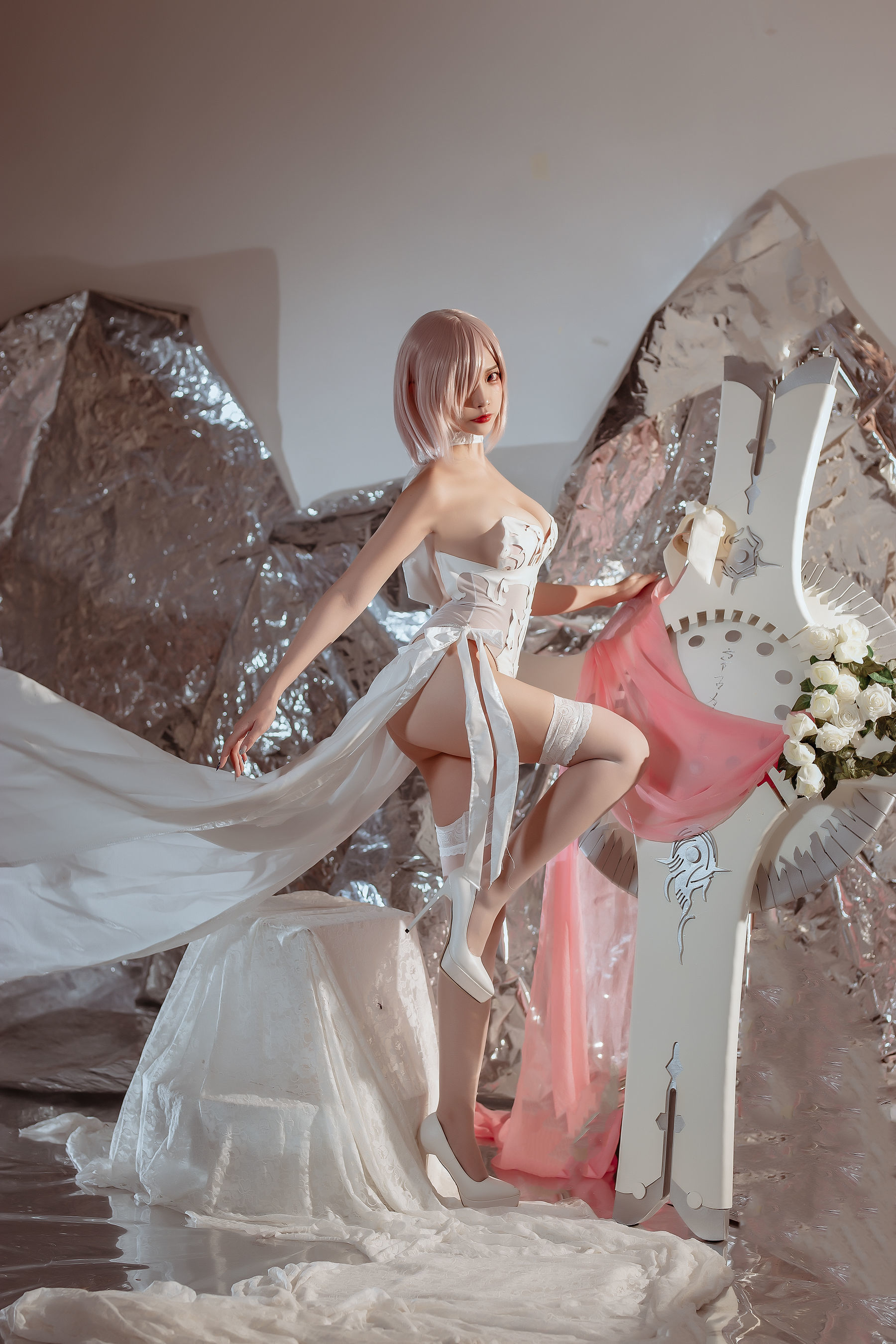 [福利COS] 人气Coser二佐Nisa - fate玛修婚纱
