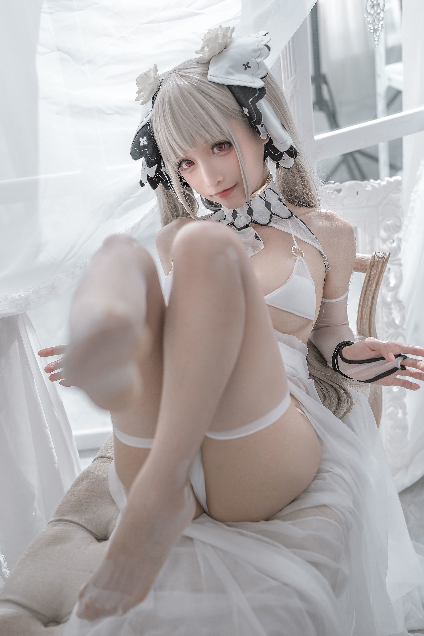 Welfare COS] Anime Blogger Chun Mo Mo - Formidable Wedding Dress