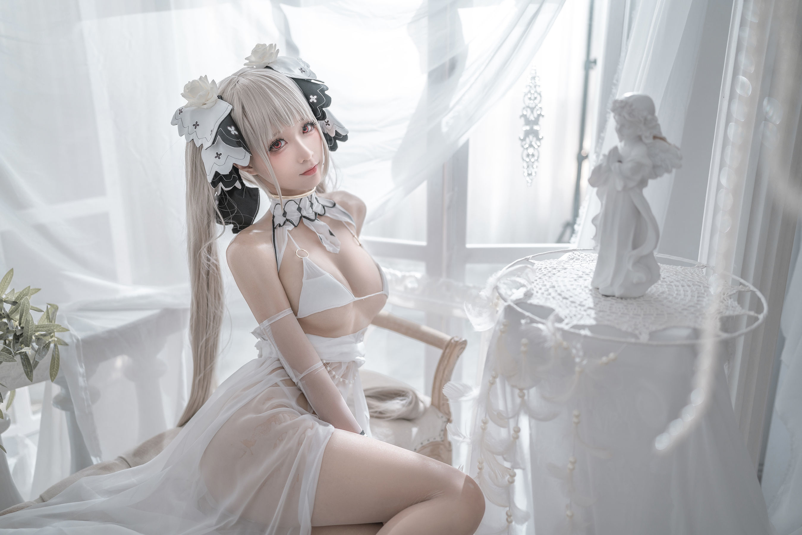 Welfare COS] Anime Blogger Chun Mo Mo - Formidable Wedding Dress