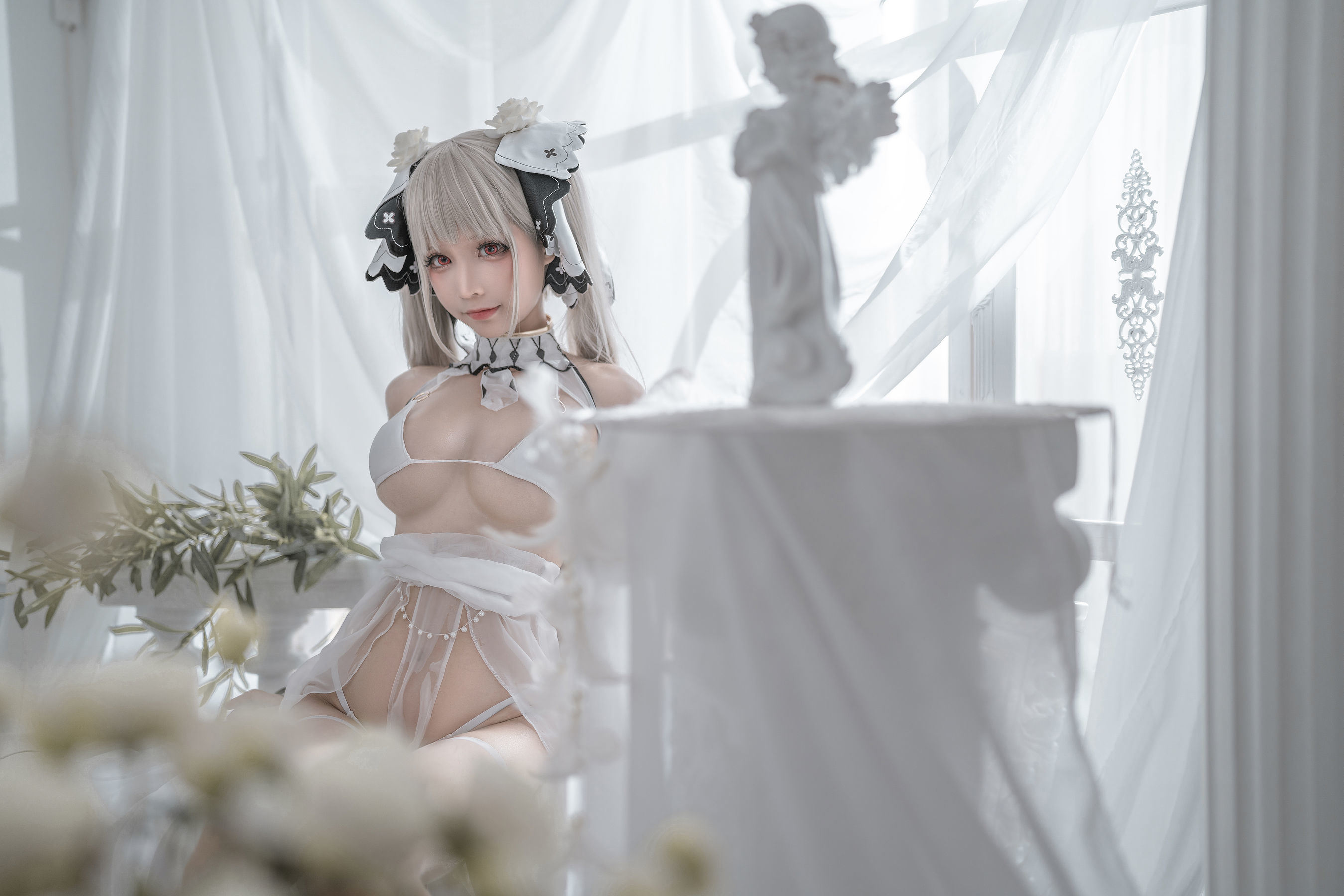 Welfare COS] Anime Blogger Chun Mo Mo - Formidable Wedding Dress